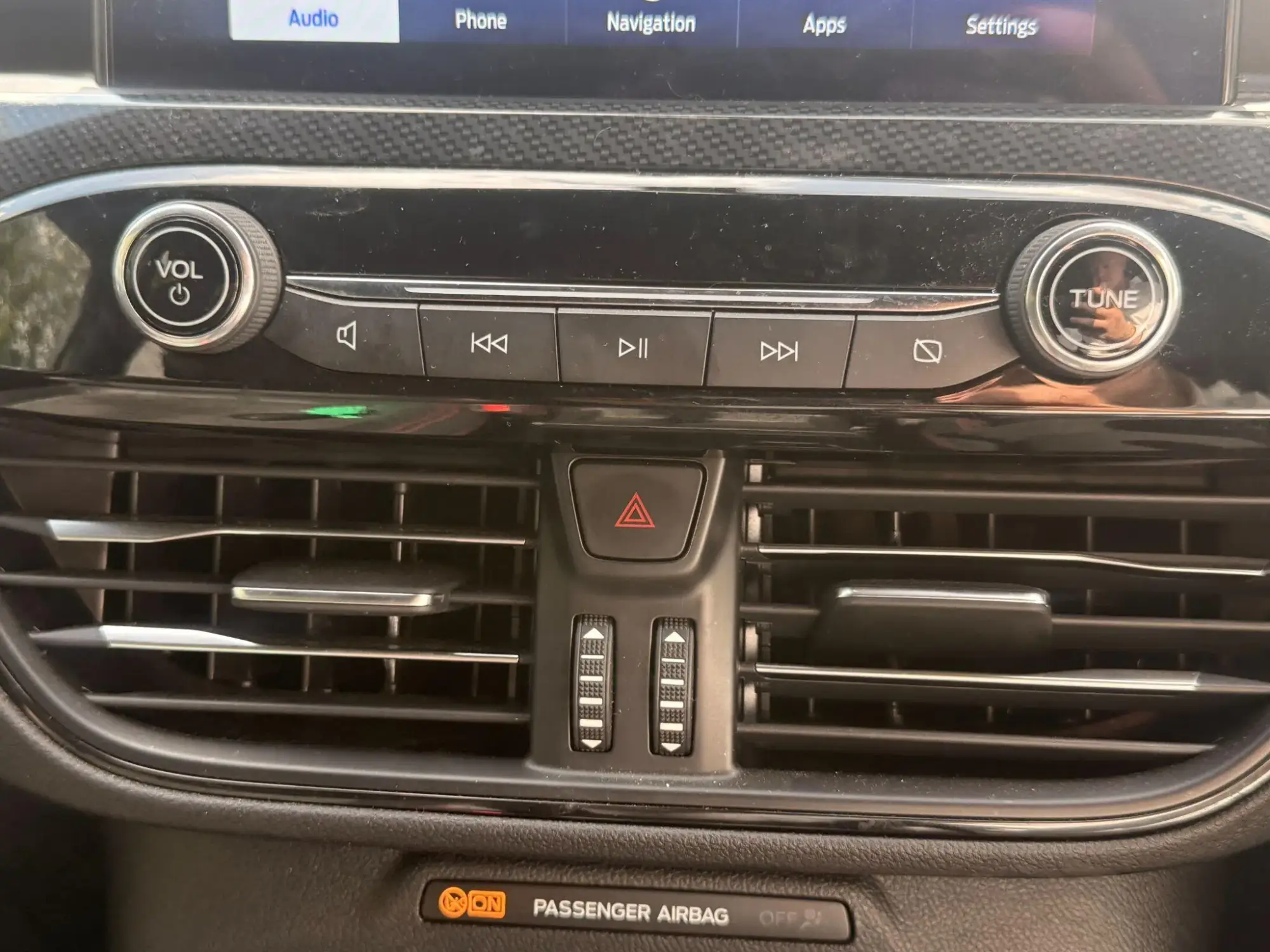Ford Kuga Plug-In Hybrid Image 17 Ford Kuga Plug-In Hybrid Image 17