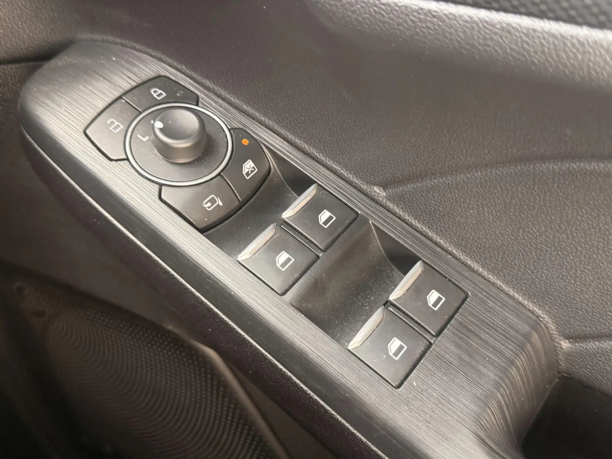 Ford Kuga Plug-In Hybrid Image 22 Ford Kuga Plug-In Hybrid Image 22