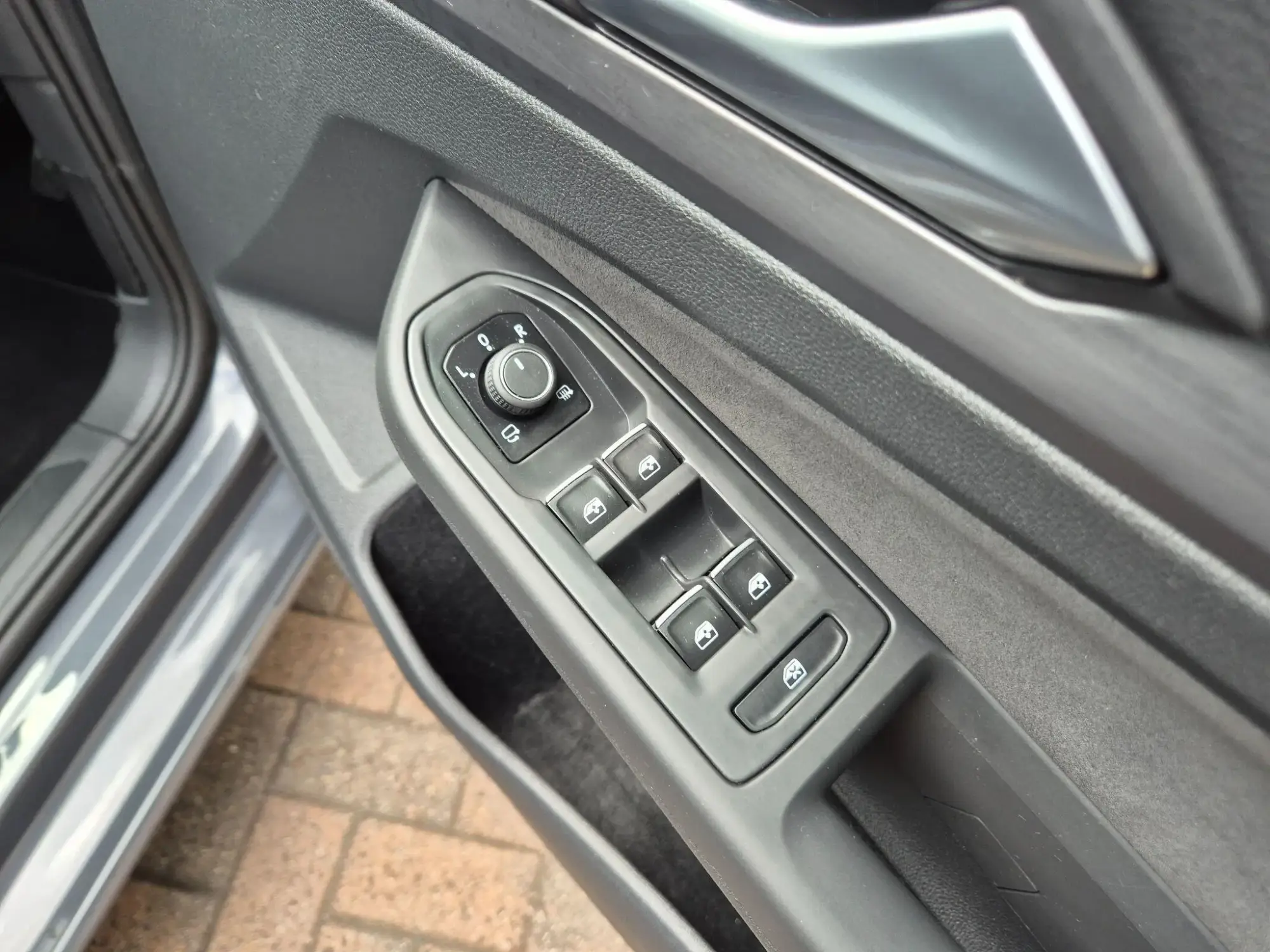Volkswagen Golf Image 18