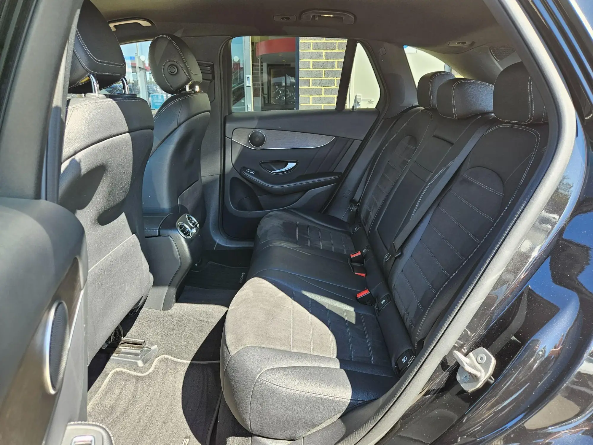 Mercedes-Benz GLC Image 18 Mercedes-Benz GLC Image 18