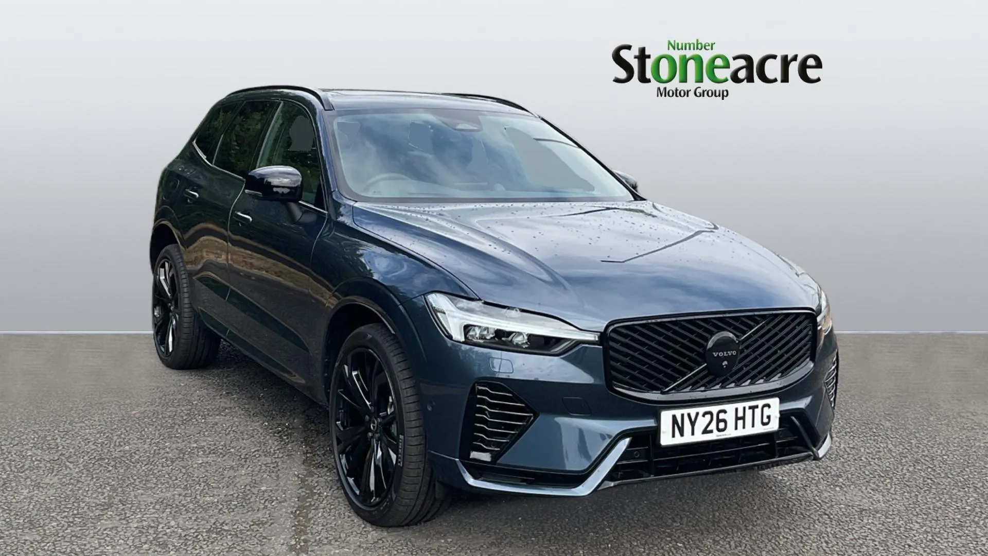 Volvo XC60 listing photo