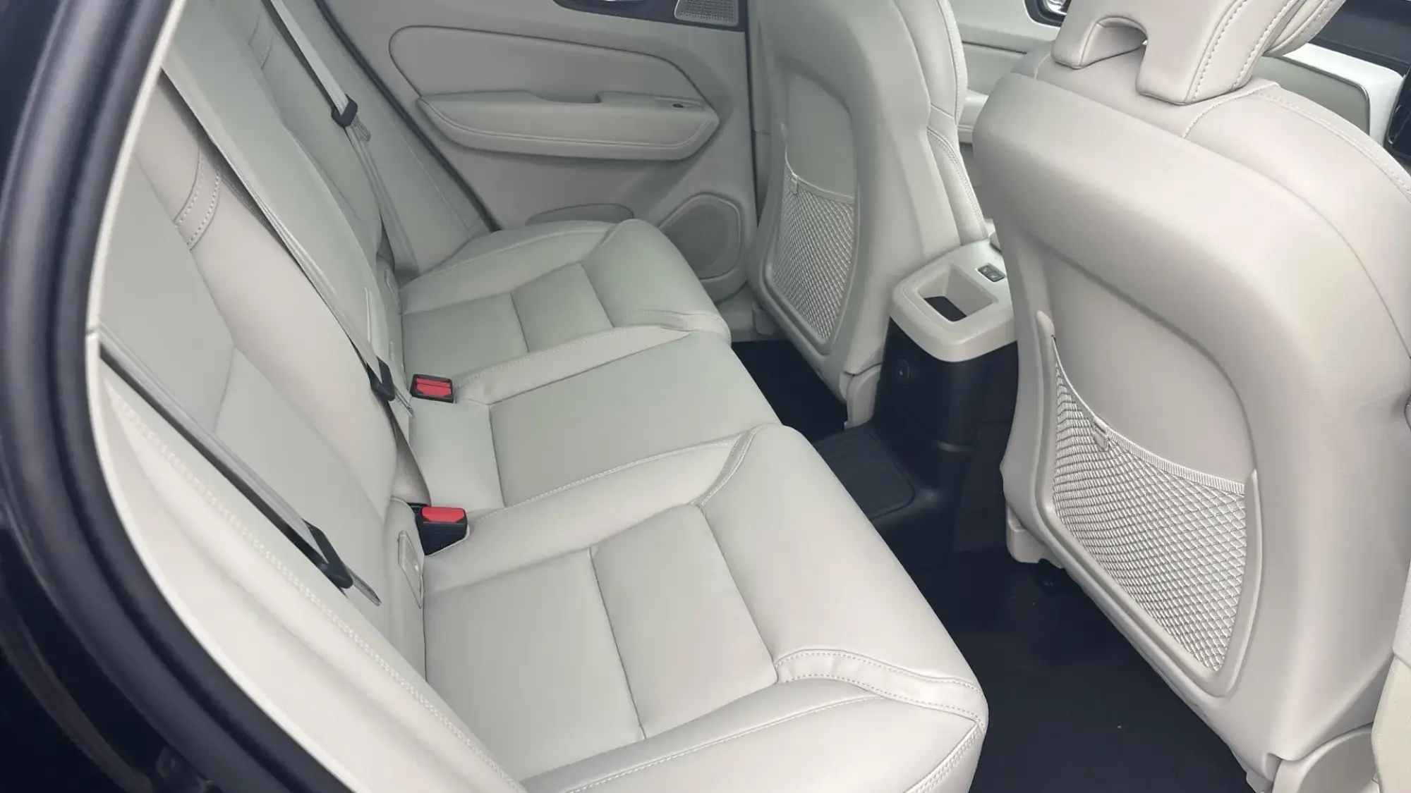 Volvo XC60 Image 6