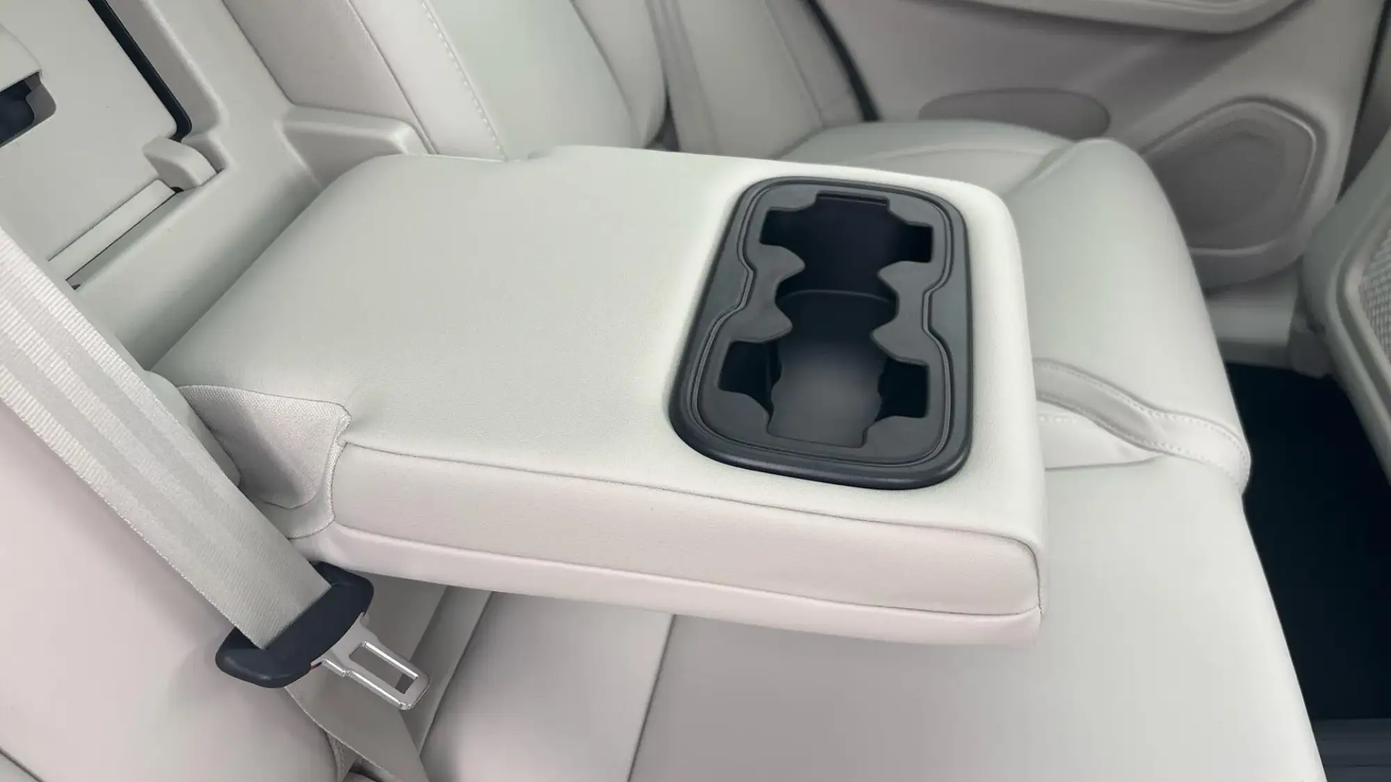 Volvo XC60 Image 25