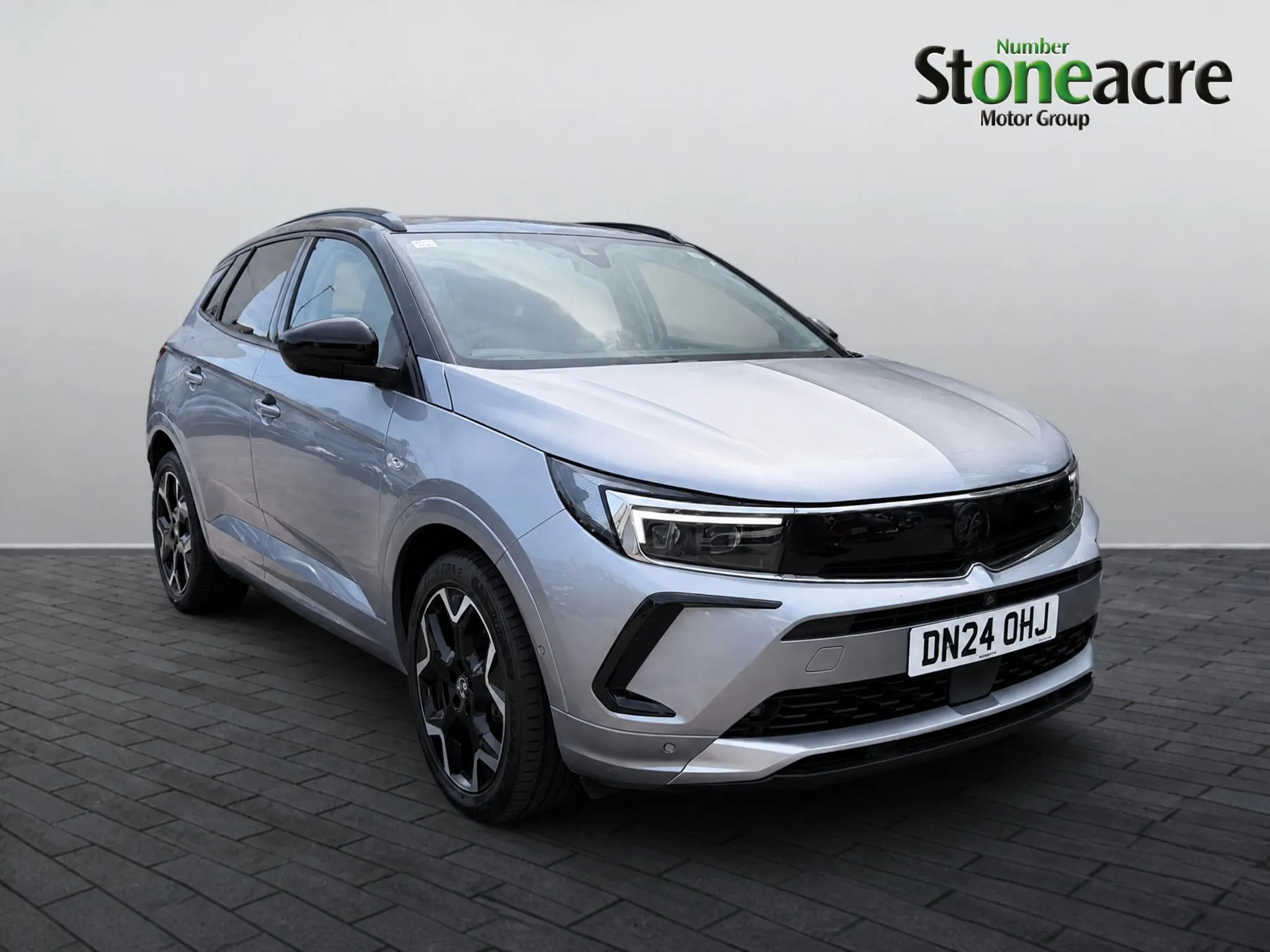 Vauxhall Grandland Phev listing photo