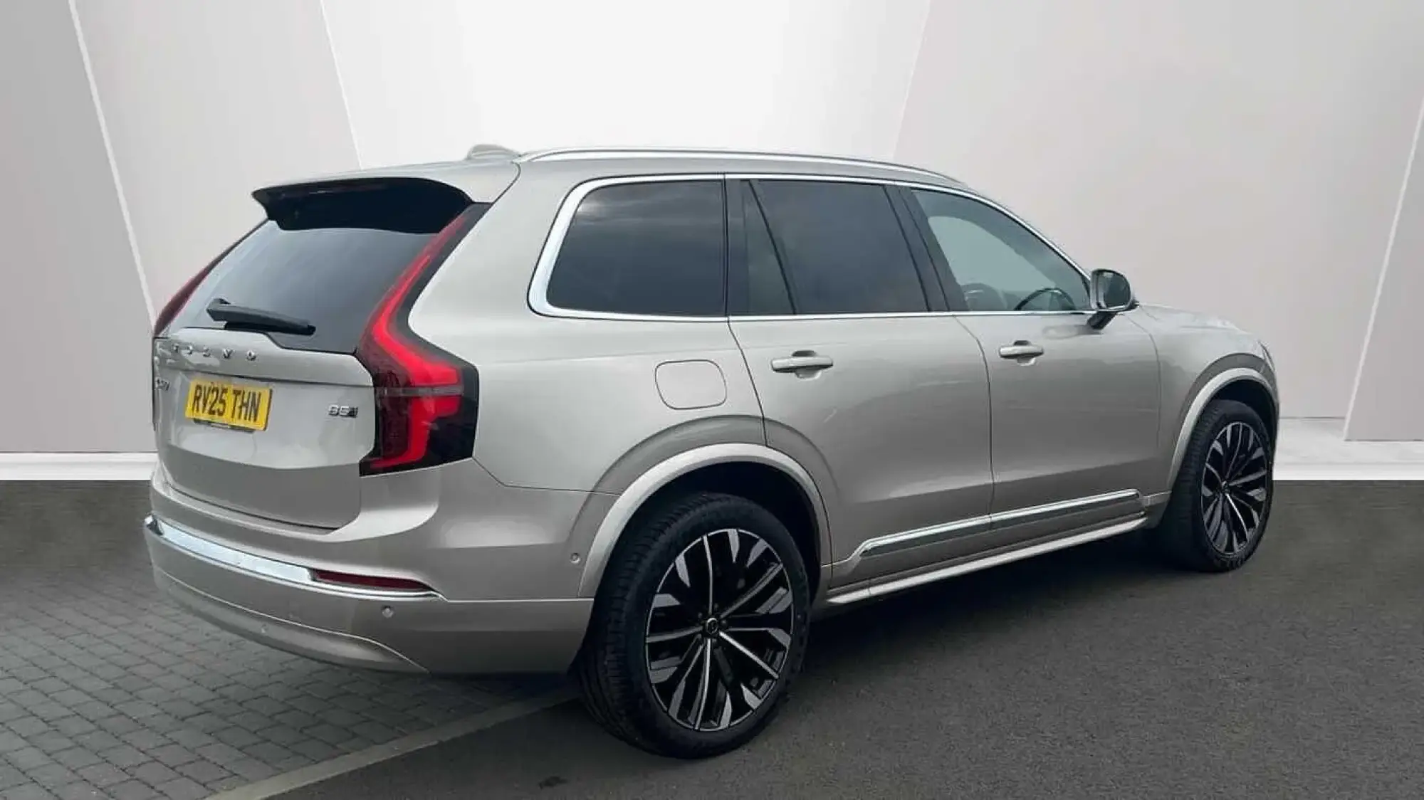 Volvo XC90 Image 2 Volvo XC90 Image 2