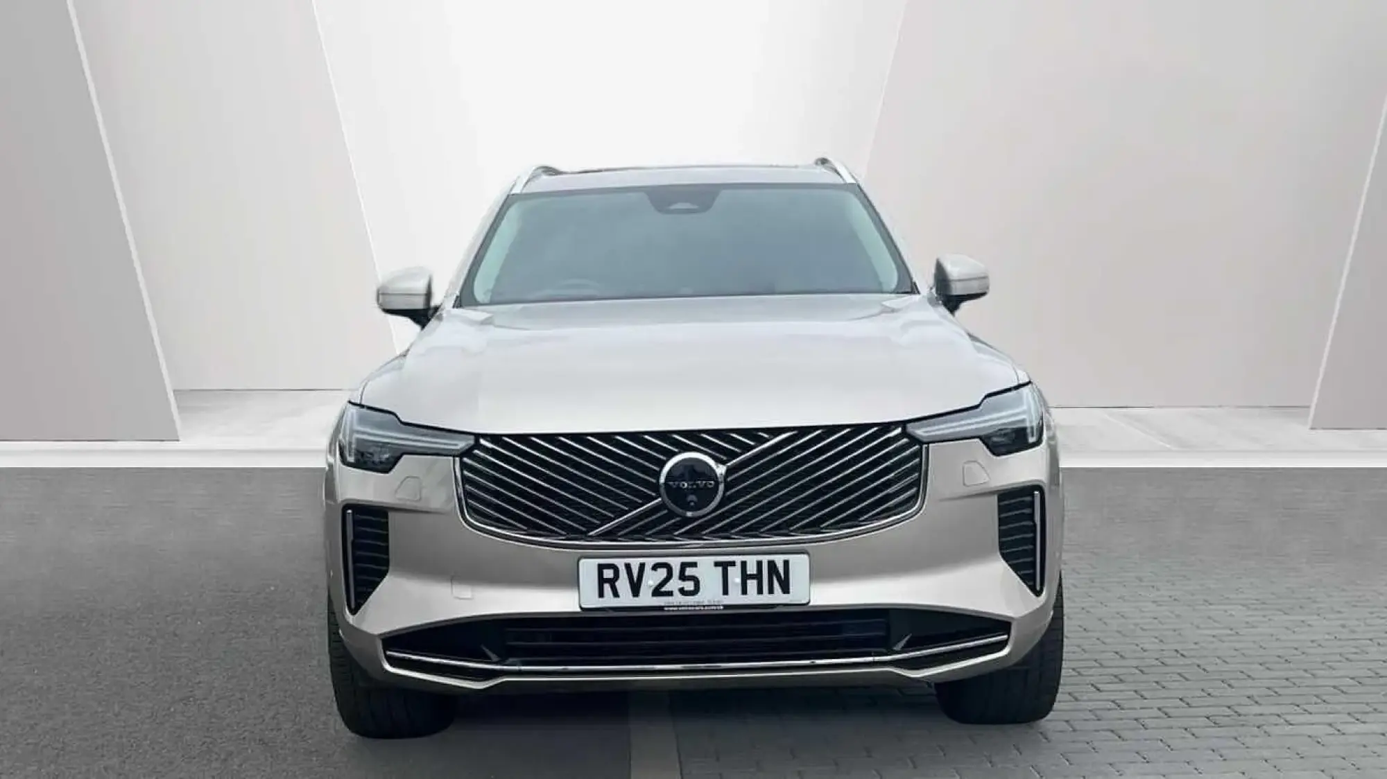 Volvo XC90 Image 8 Volvo XC90 Image 8