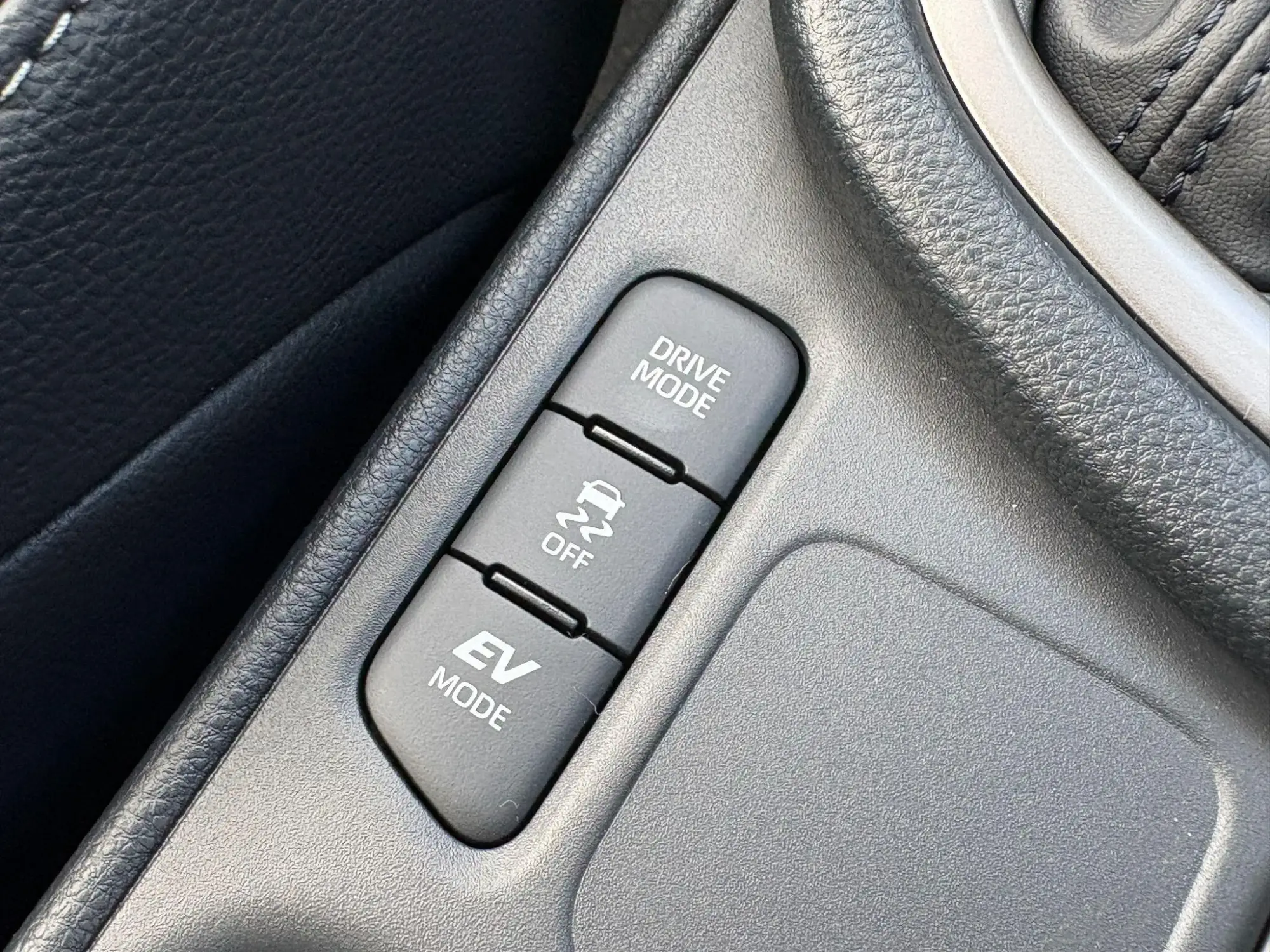 Mazda2 Hybrid Image 14