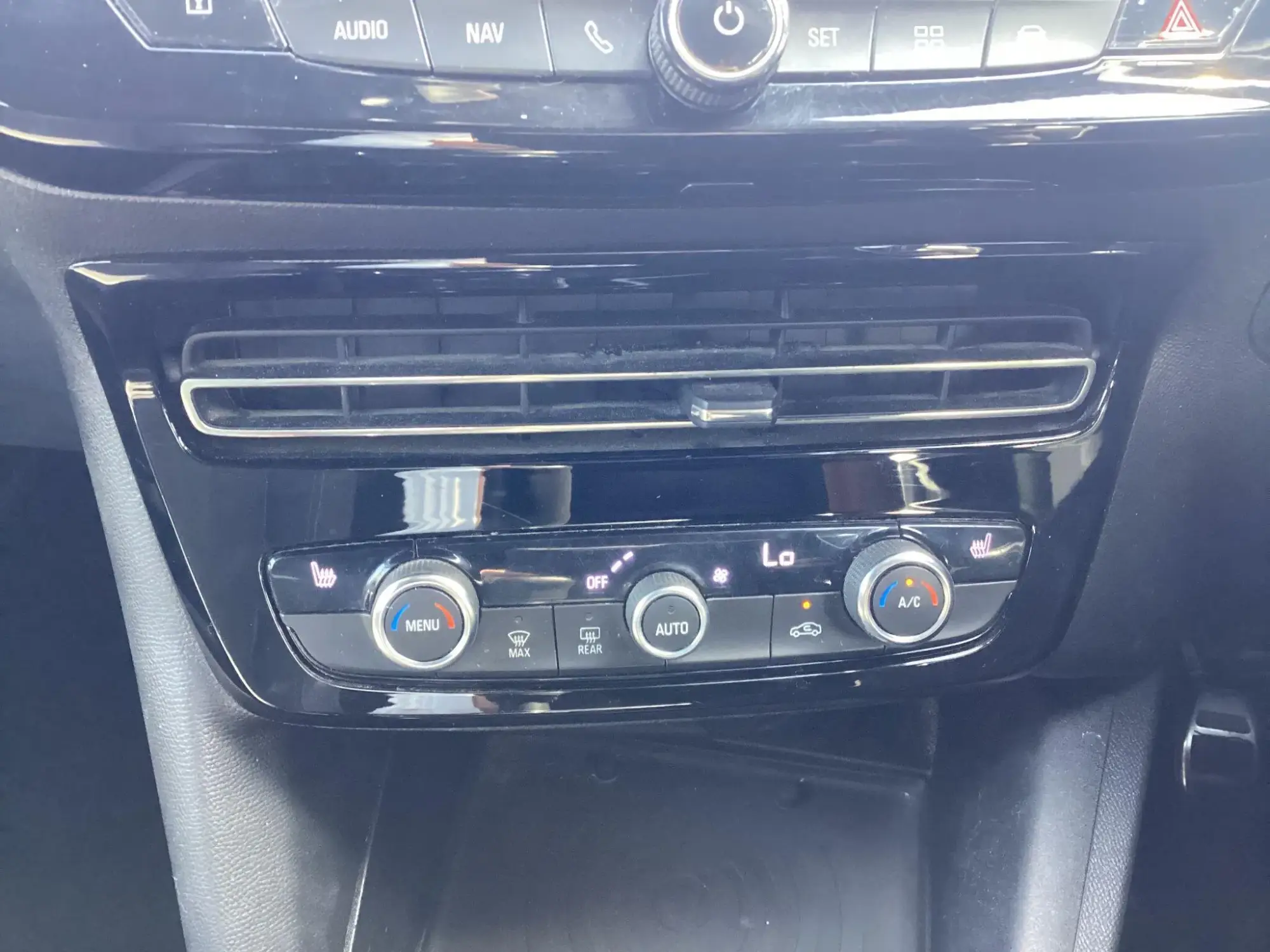 Vauxhall Mokka Image 20 Vauxhall Mokka Image 20