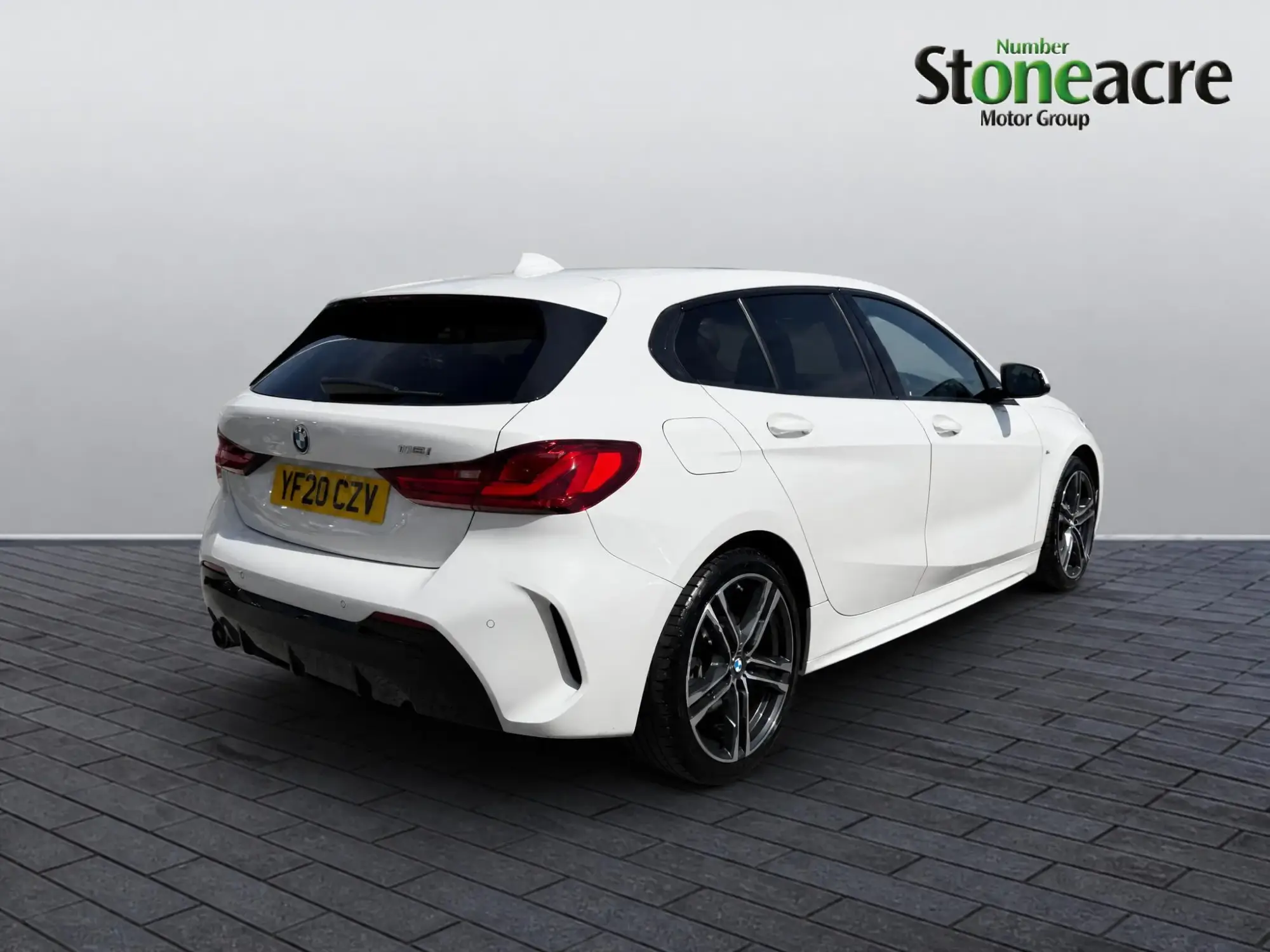 BMW 1 Series Image 8
