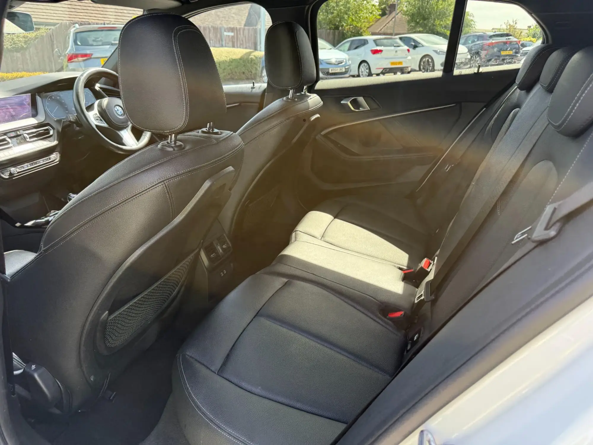 BMW 1 Series Image 12