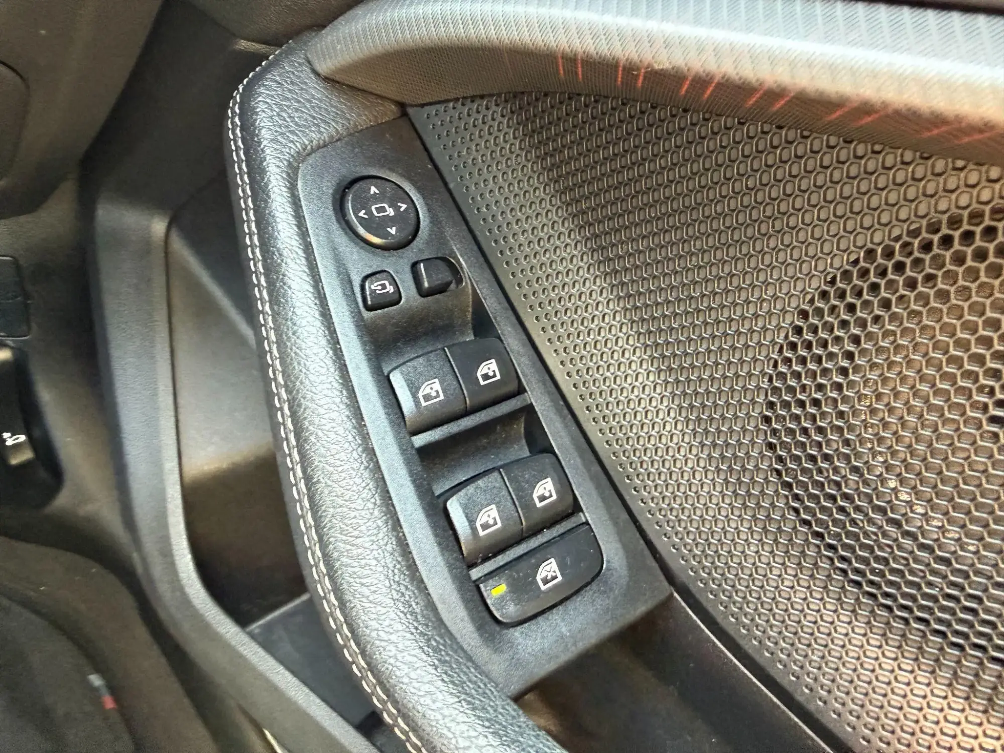 BMW 1 Series Image 16