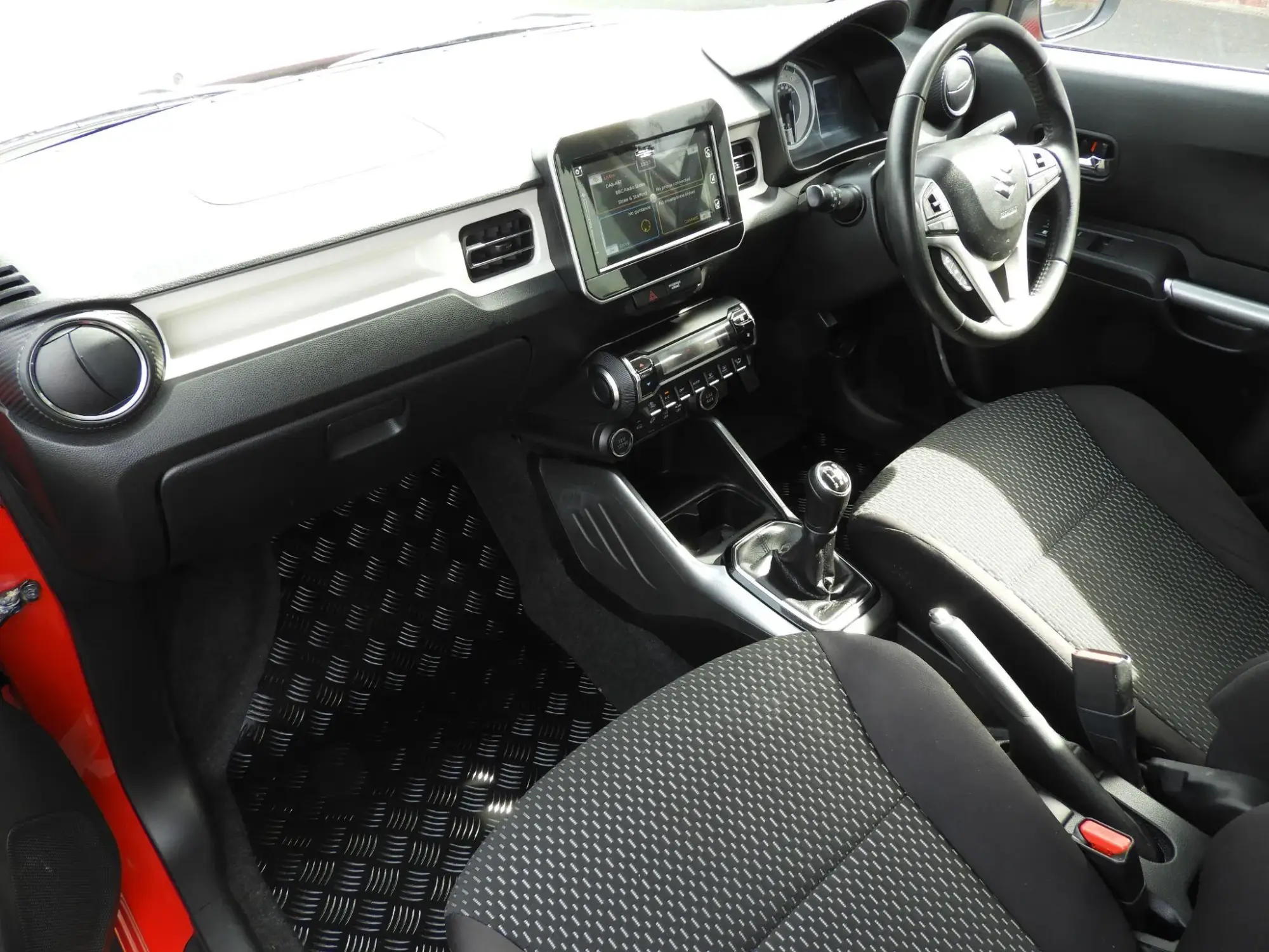 Suzuki Ignis Image 14 Suzuki Ignis Image 14