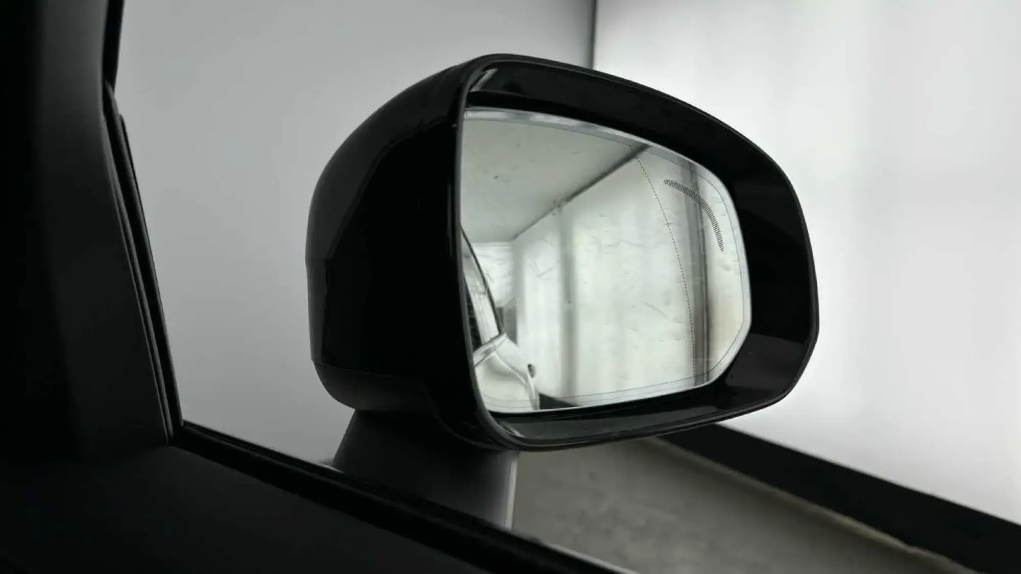 Volvo XC90 Plug-In Hybrid Image 14 Volvo XC90 Plug-In Hybrid Image 14