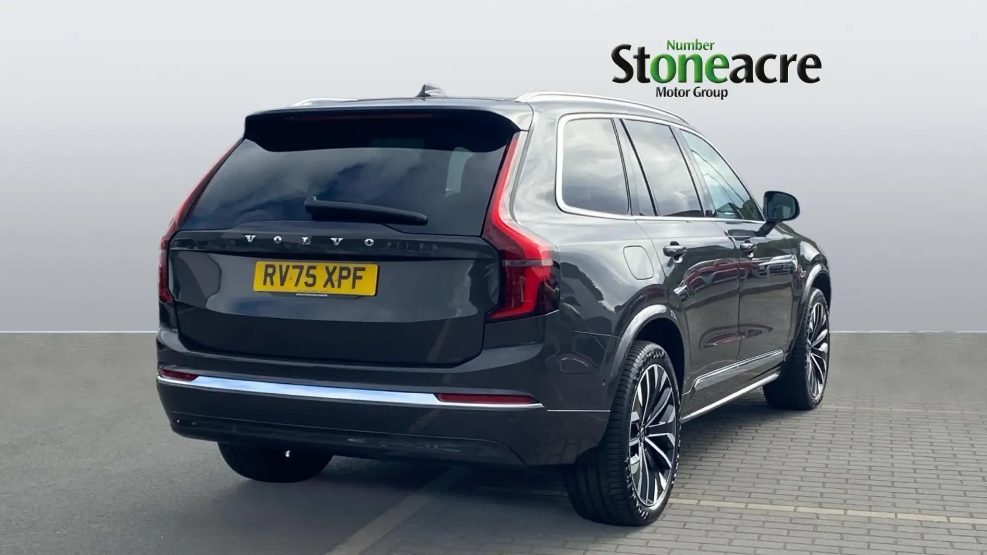 Volvo XC90 Plug-In Hybrid Image 8 Volvo XC90 Plug-In Hybrid Image 8