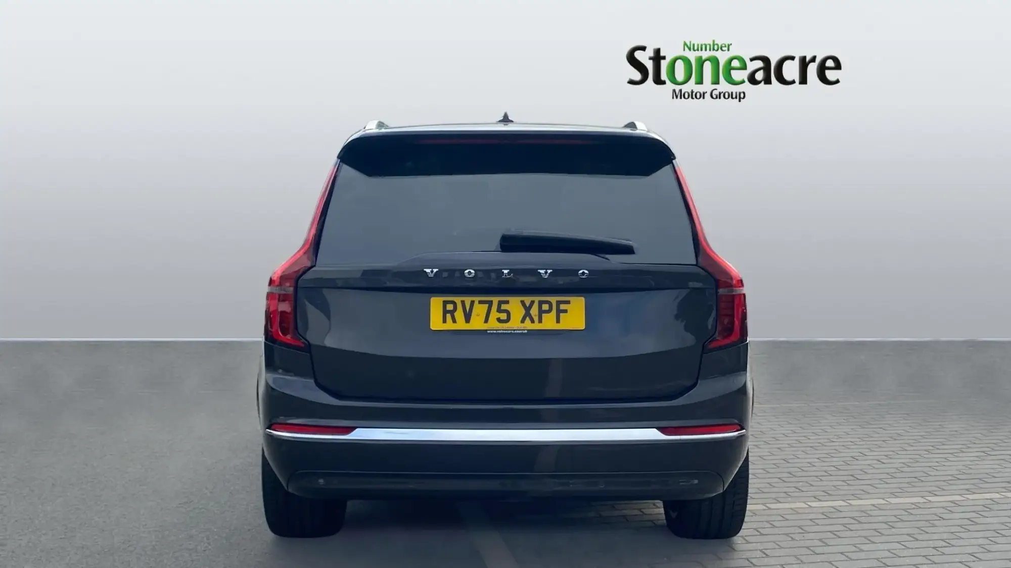 Volvo XC90 Plug-In Hybrid Image 6 Volvo XC90 Plug-In Hybrid Image 6