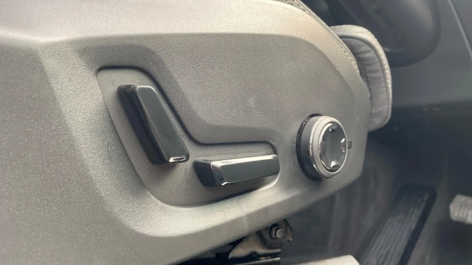Volvo XC90 Plug-In Hybrid Image 38 Volvo XC90 Plug-In Hybrid Image 38