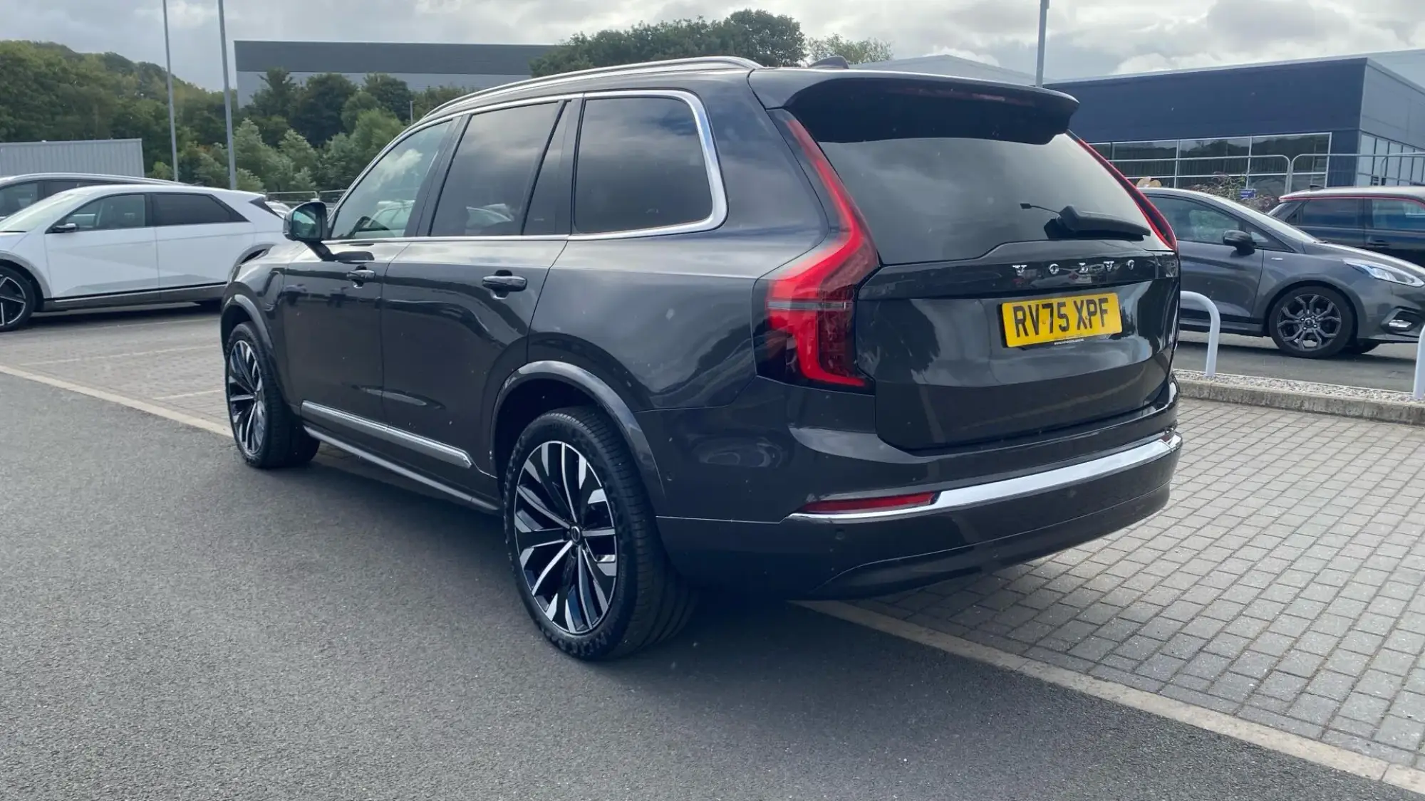 Volvo XC90 Plug-In Hybrid Image 4 Volvo XC90 Plug-In Hybrid Image 4
