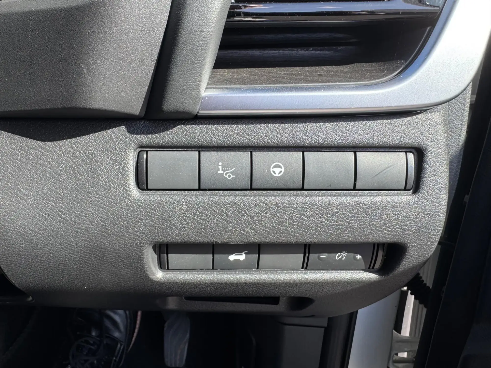 Nissan X-Trail e-POWER Image 17