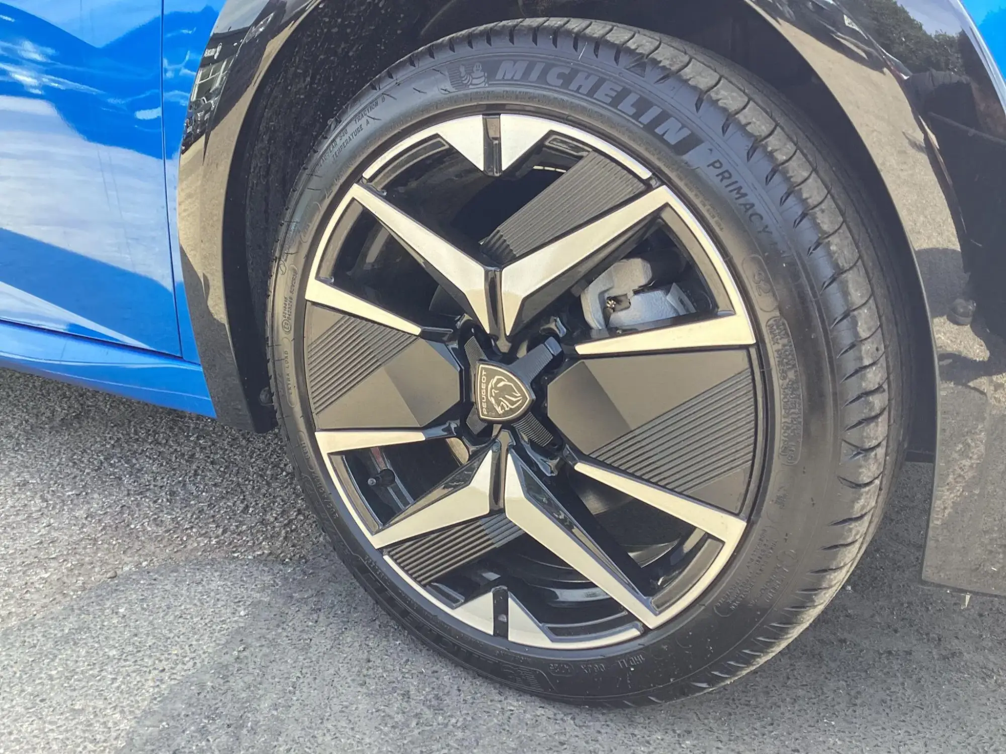 Peugeot 208 Image 15