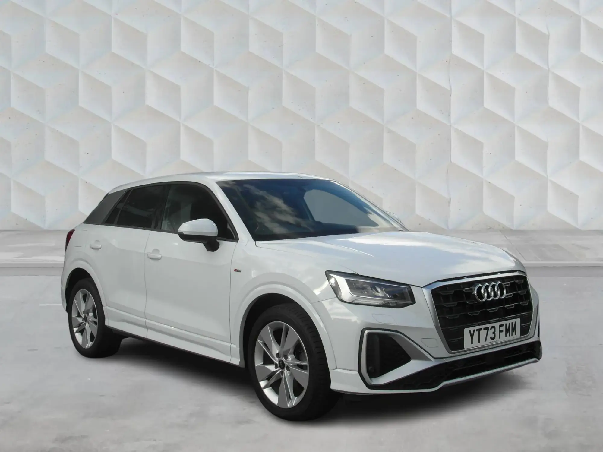 Audi Q2 1.5 TFSI CoD 35 S line Euro 6 (s/s) 5dr YT73FMM Image 1