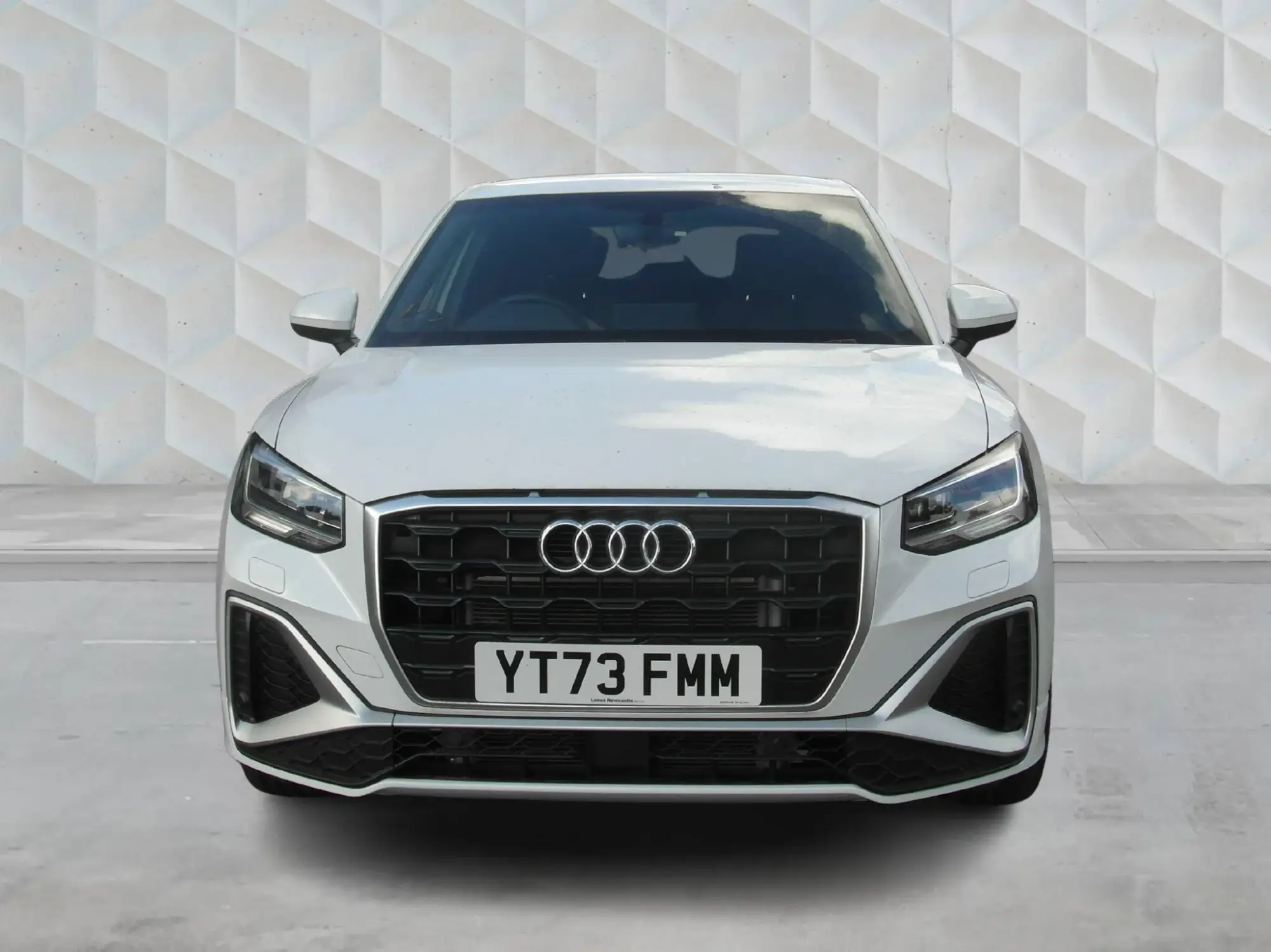 Audi Q2 1.5 TFSI CoD 35 S line Euro 6 (s/s) 5dr YT73FMM Image 2