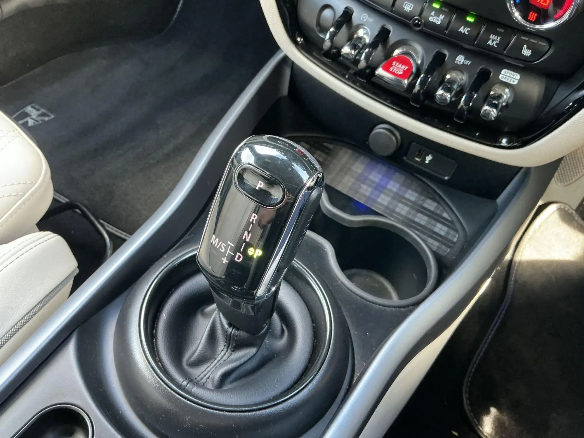 MINI Clubman Image 9