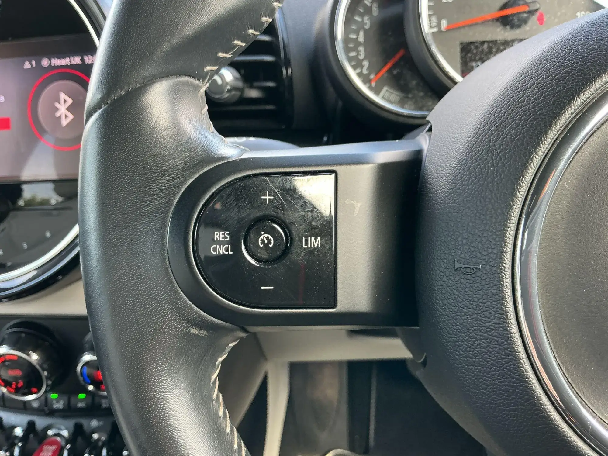 MINI Clubman Image 18