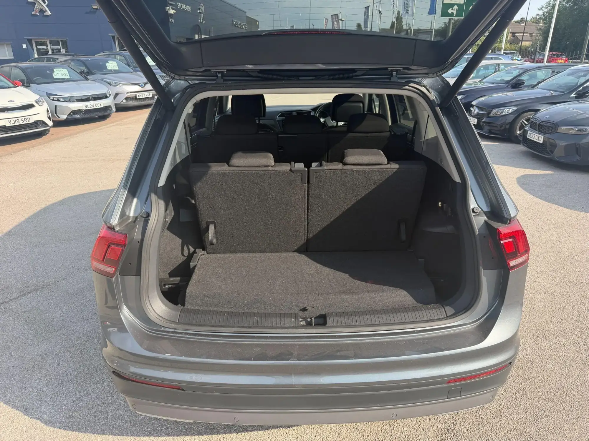 Volkswagen Tiguan Allspace Image 13 Volkswagen Tiguan Allspace Image 13