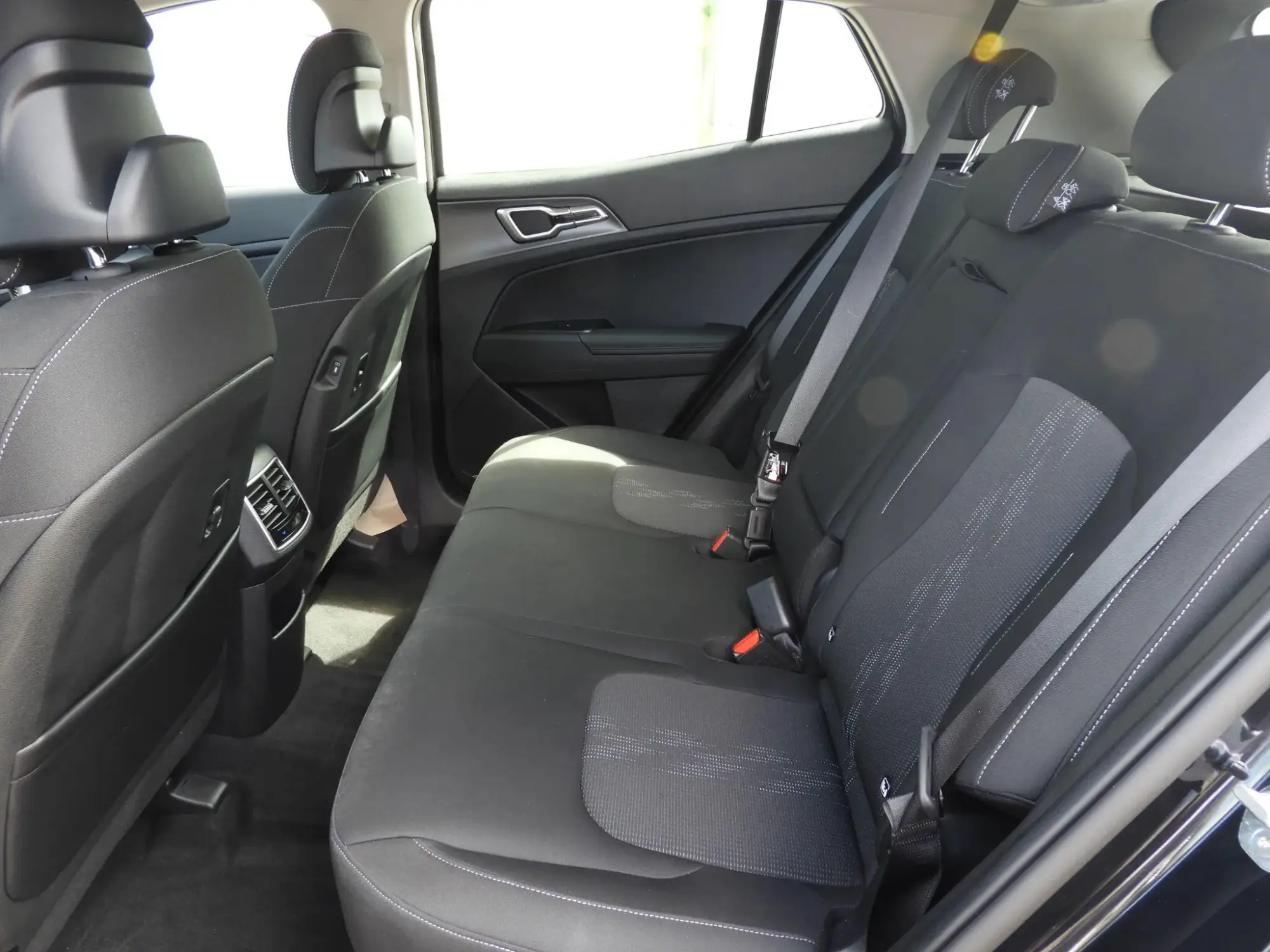 Kia Sportage Image 16 Kia Sportage Image 16