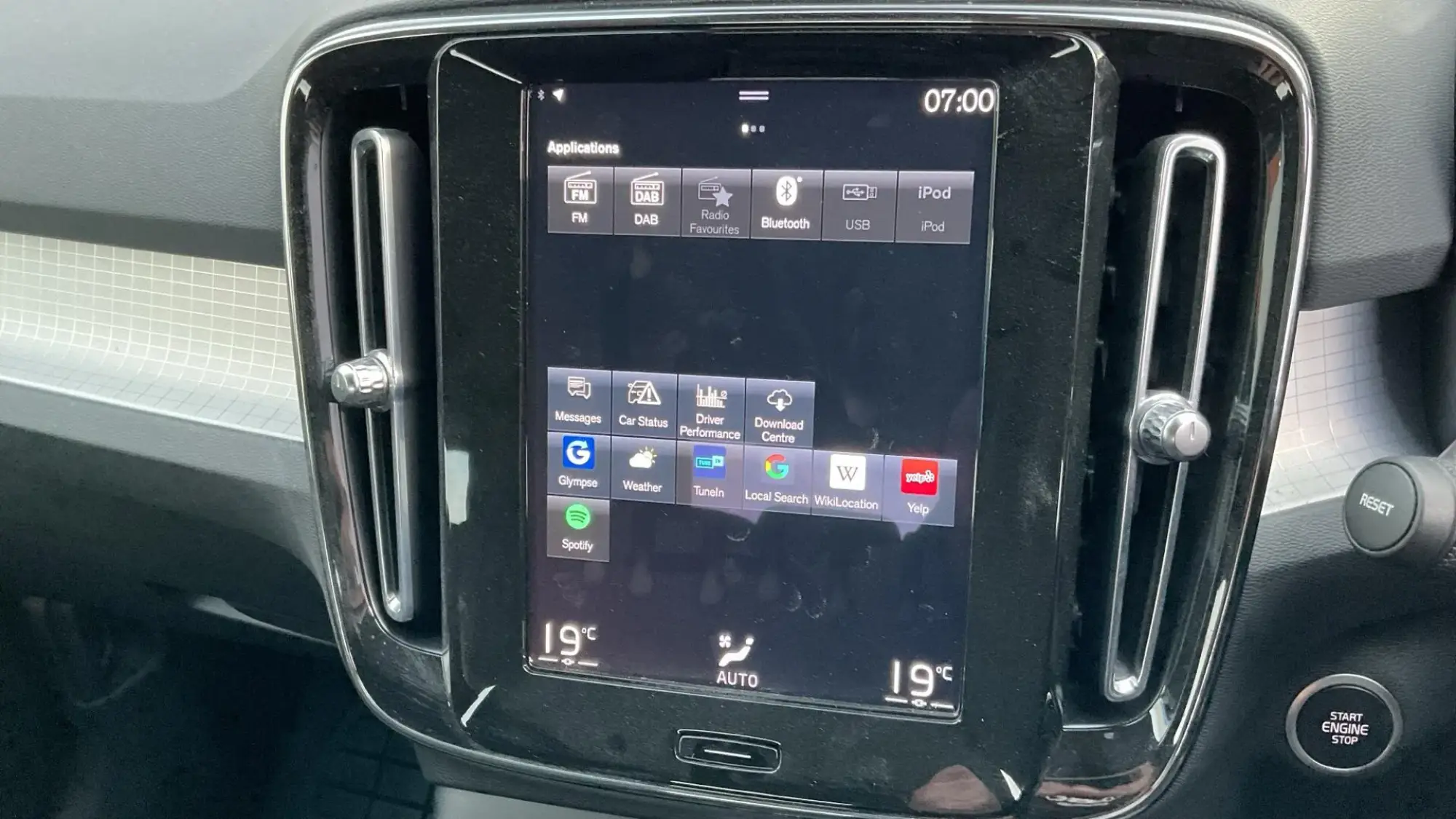 Volvo XC40 Image 12