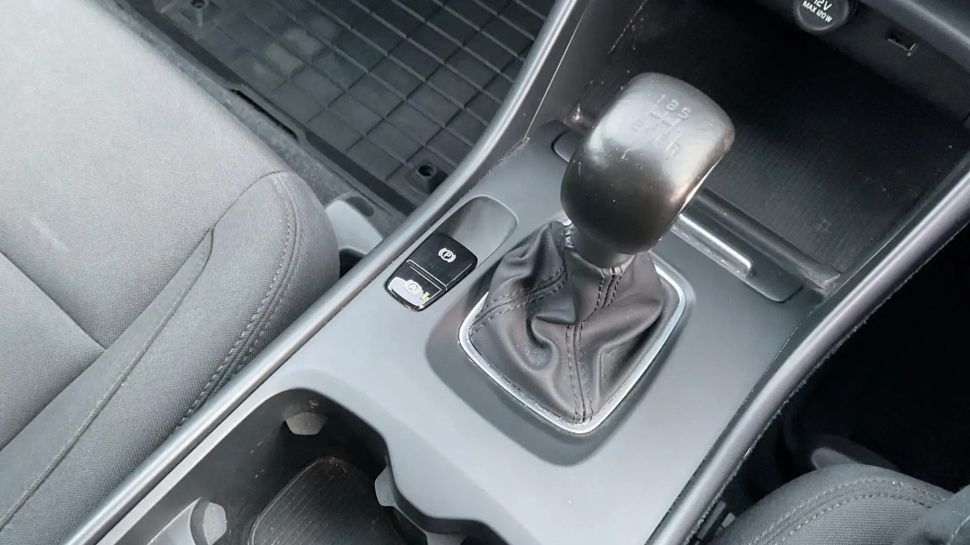 Volvo XC40 Image 26