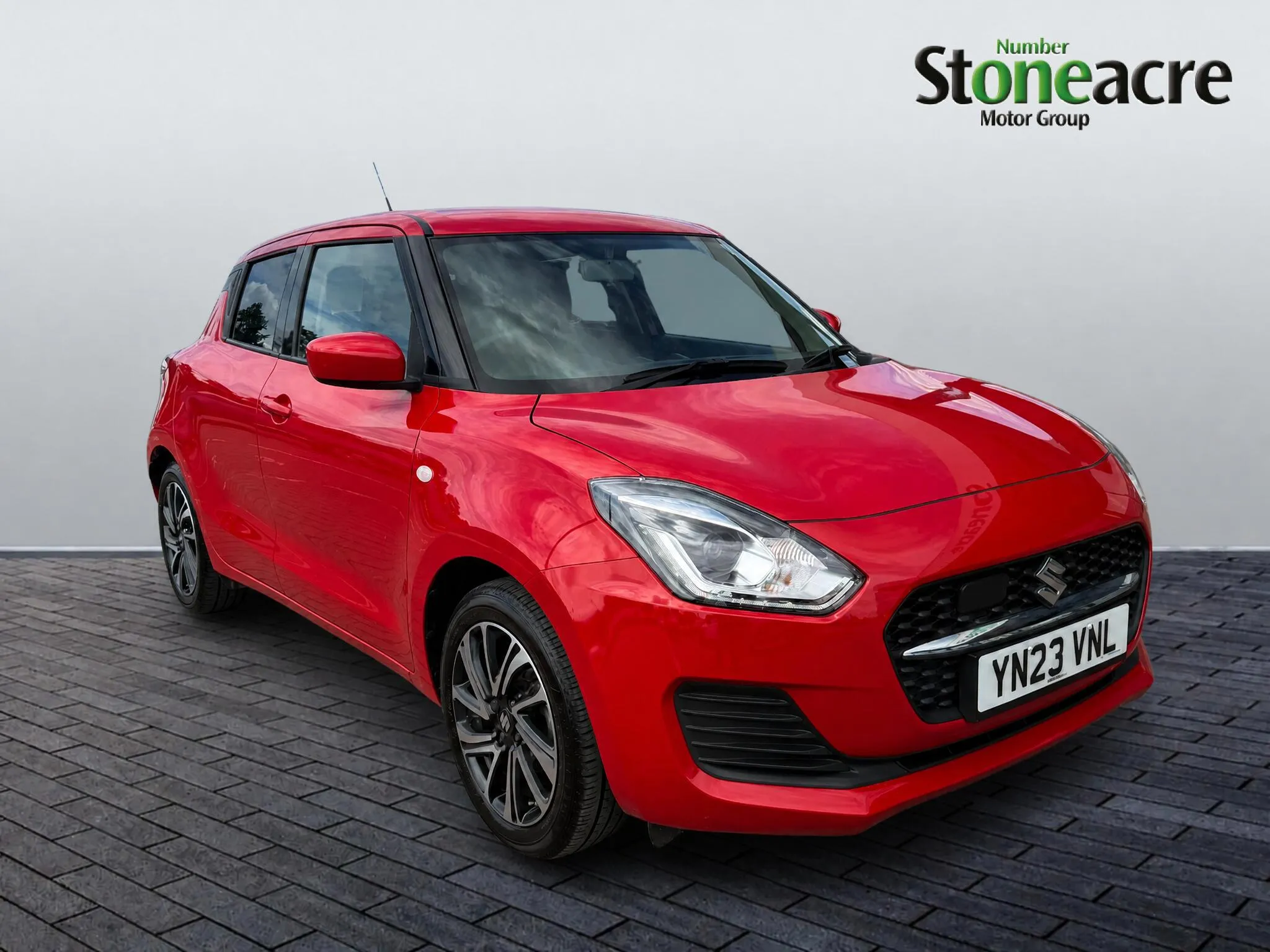 Suzuki Swift listing photo
