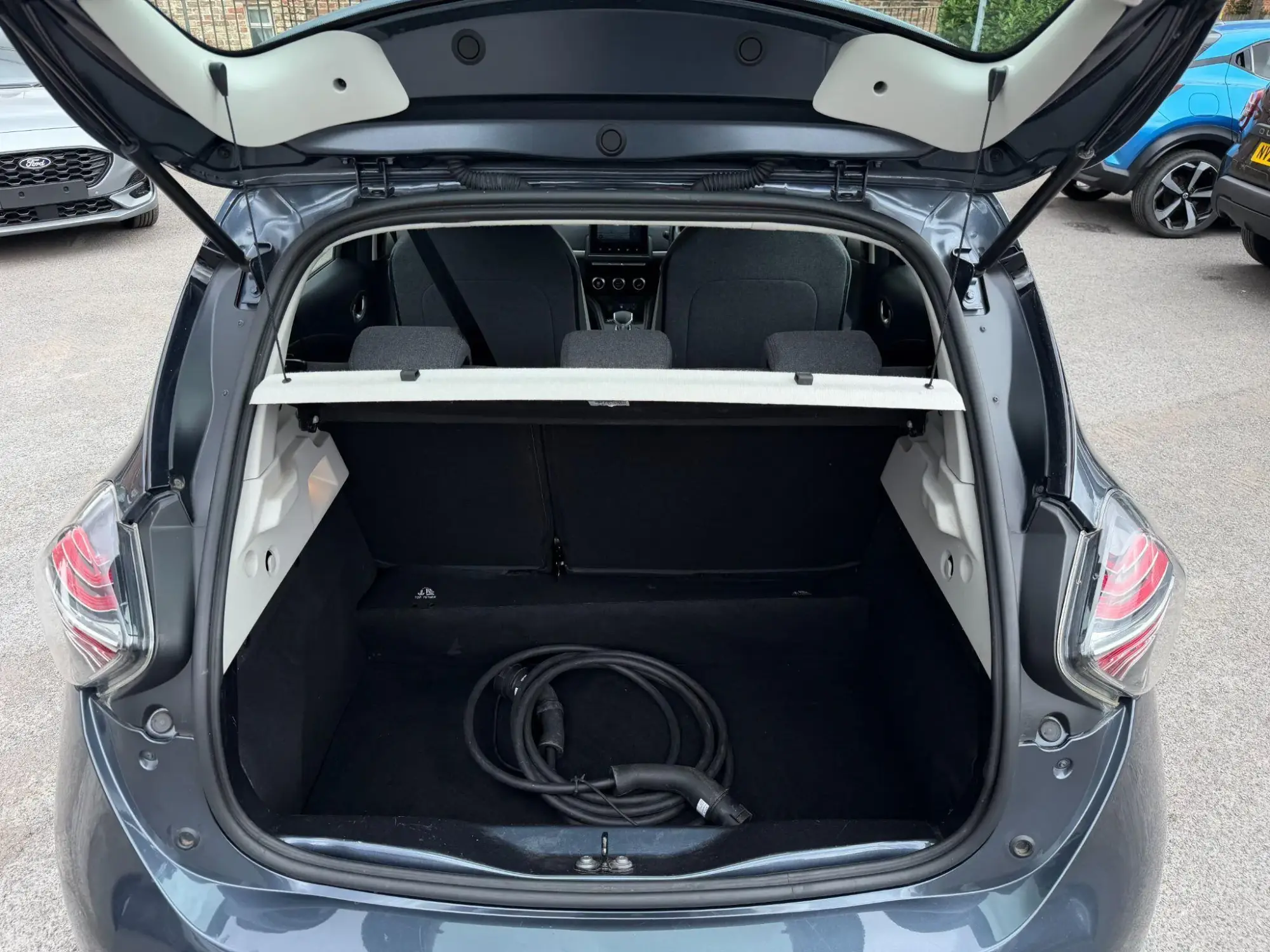 Renault Zoe Image 9 Renault Zoe Image 9
