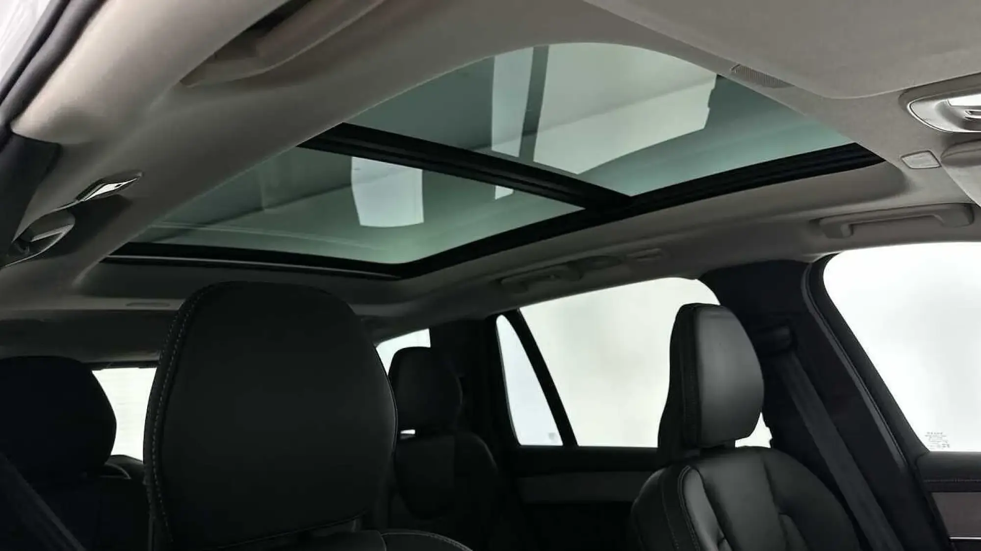 Volvo XC90 Plug-In Hybrid Image 19 Volvo XC90 Plug-In Hybrid Image 19