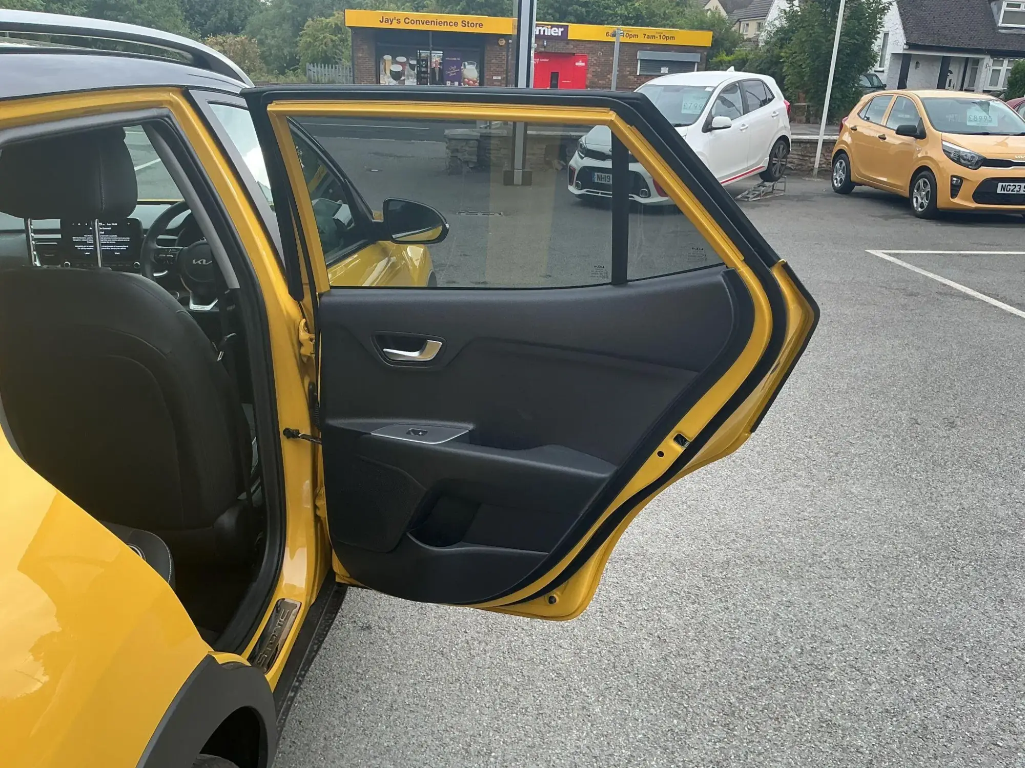 Kia Stonic Image 16 Kia Stonic Image 16