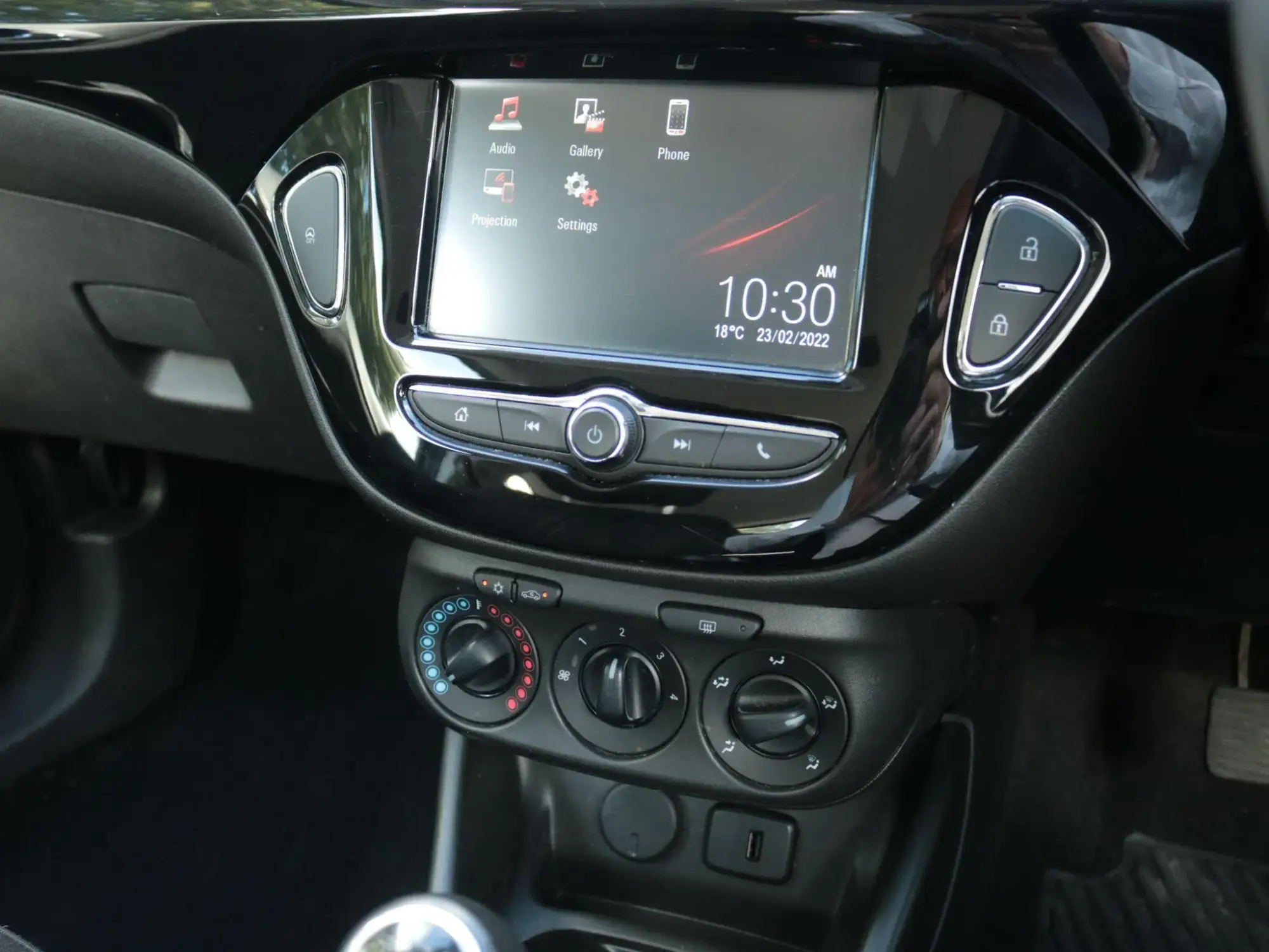 Vauxhall Corsa Image 18