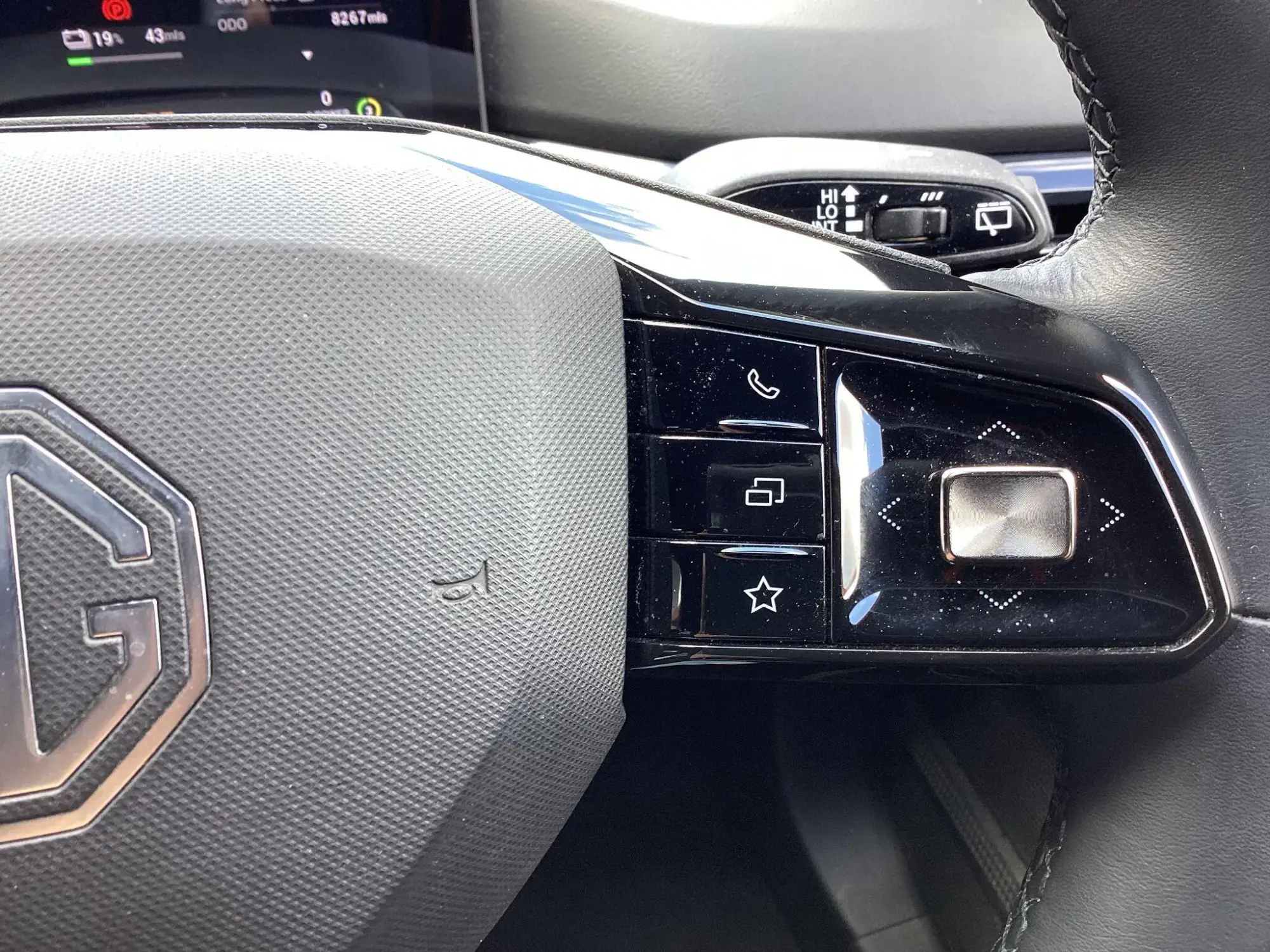 MG4 EV Image 13