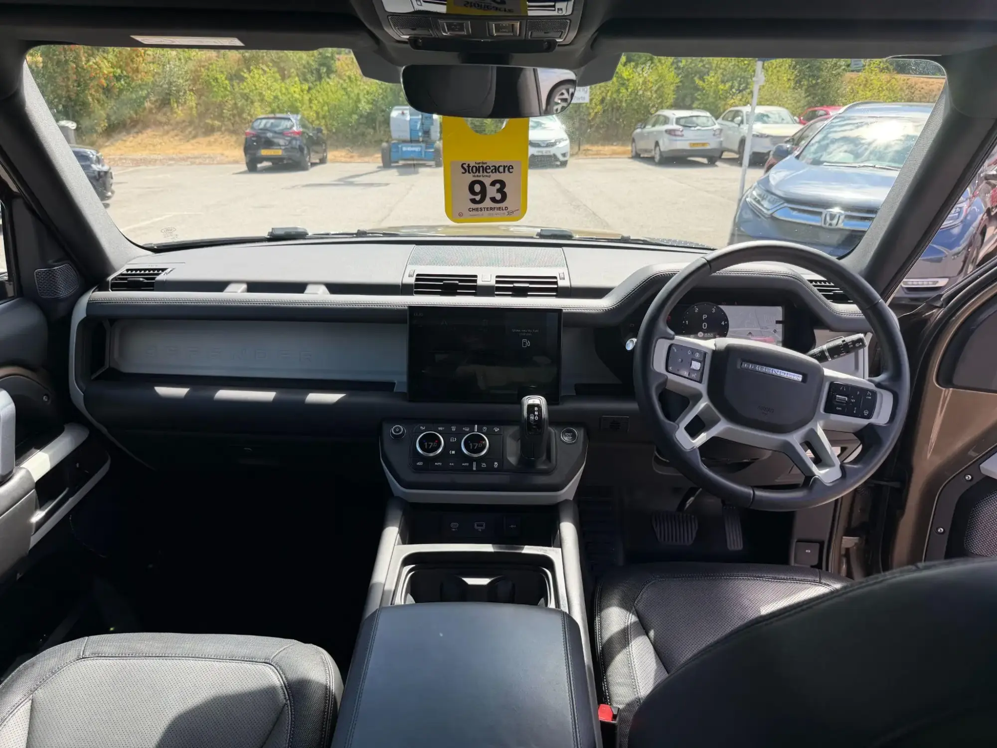Land Rover Defender 90 Image 20 Land Rover Defender 90 Image 20