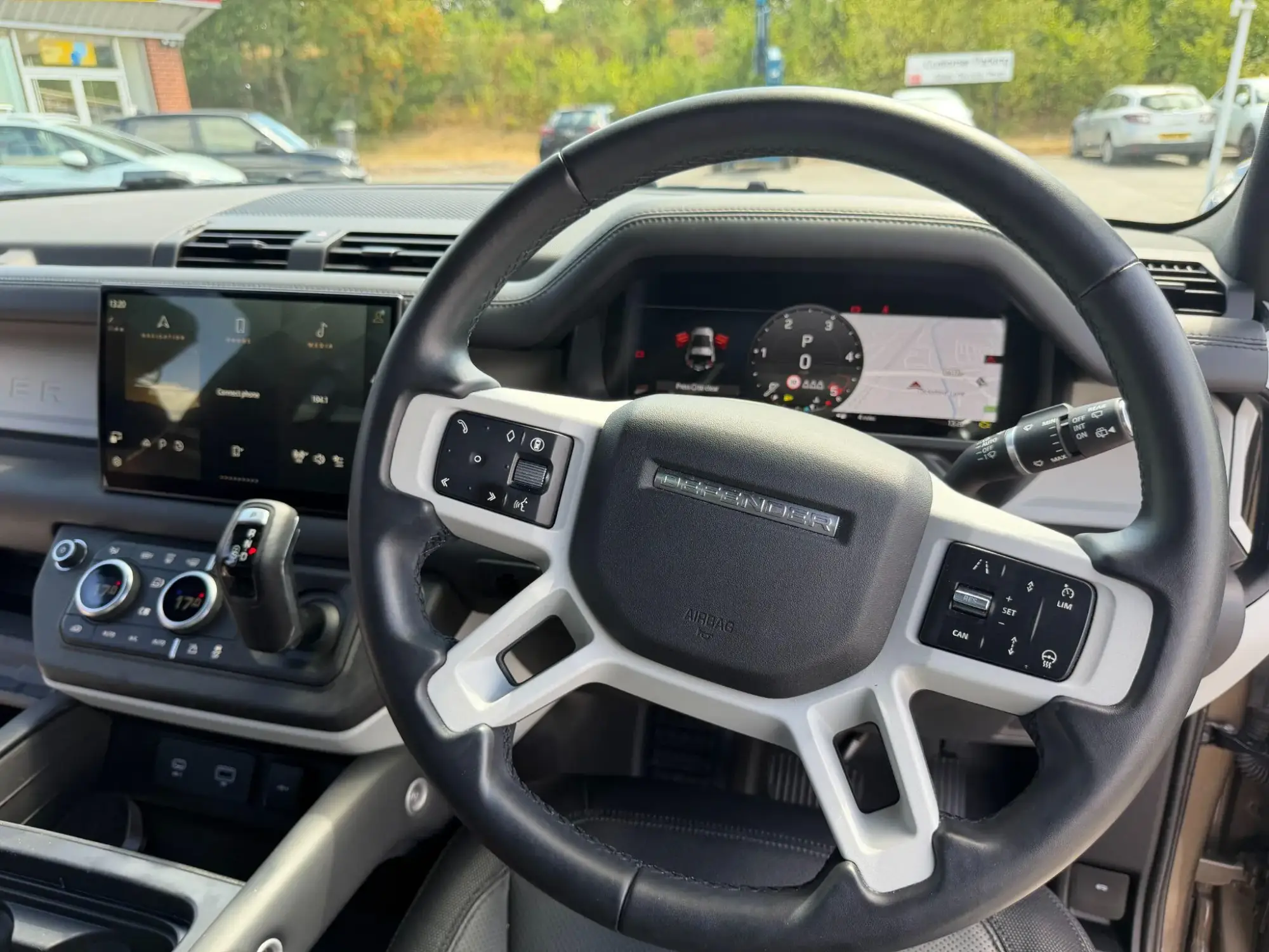 Land Rover Defender 90 Image 23 Land Rover Defender 90 Image 23