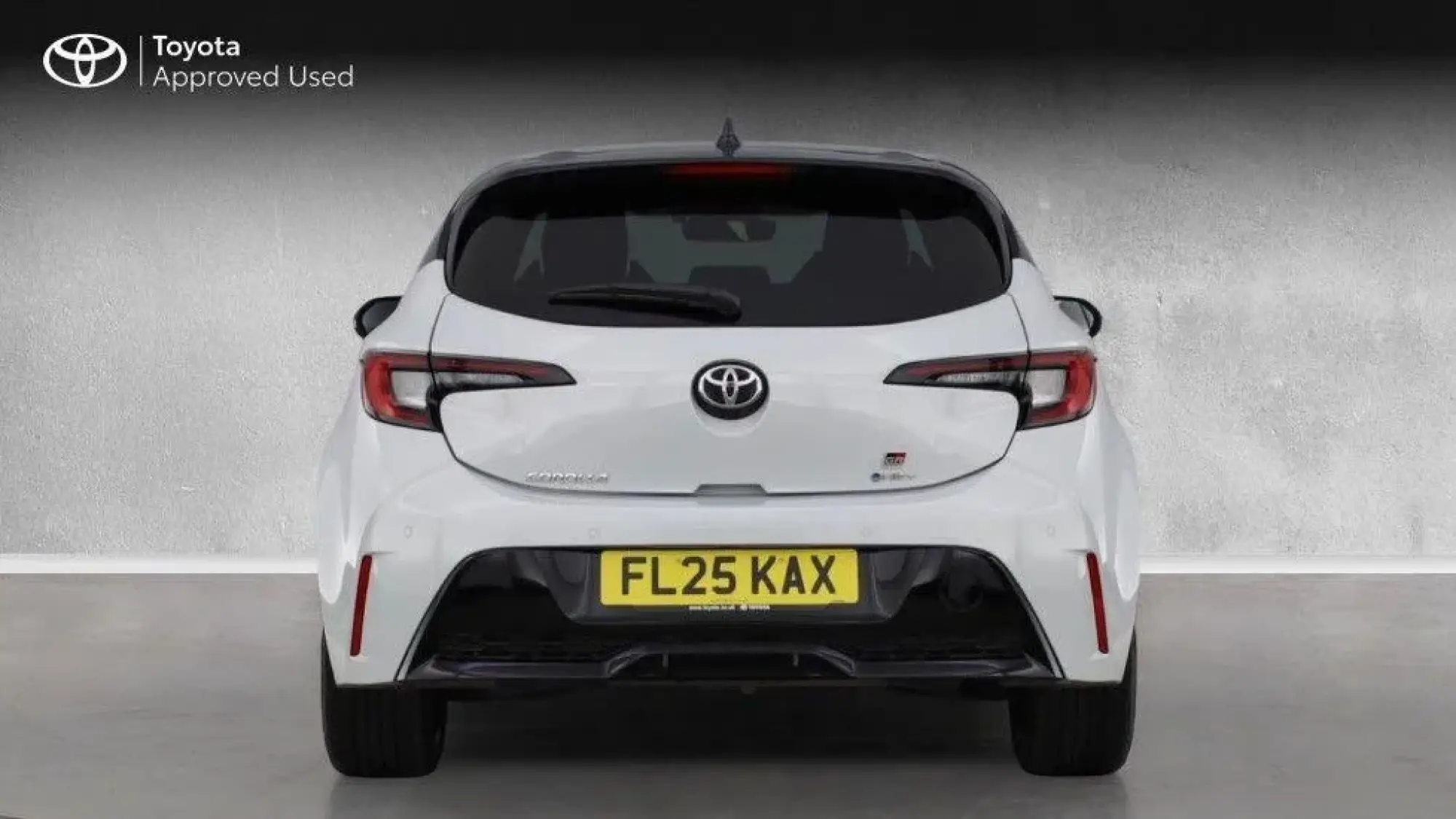 Toyota Corolla Hatchback Image 4