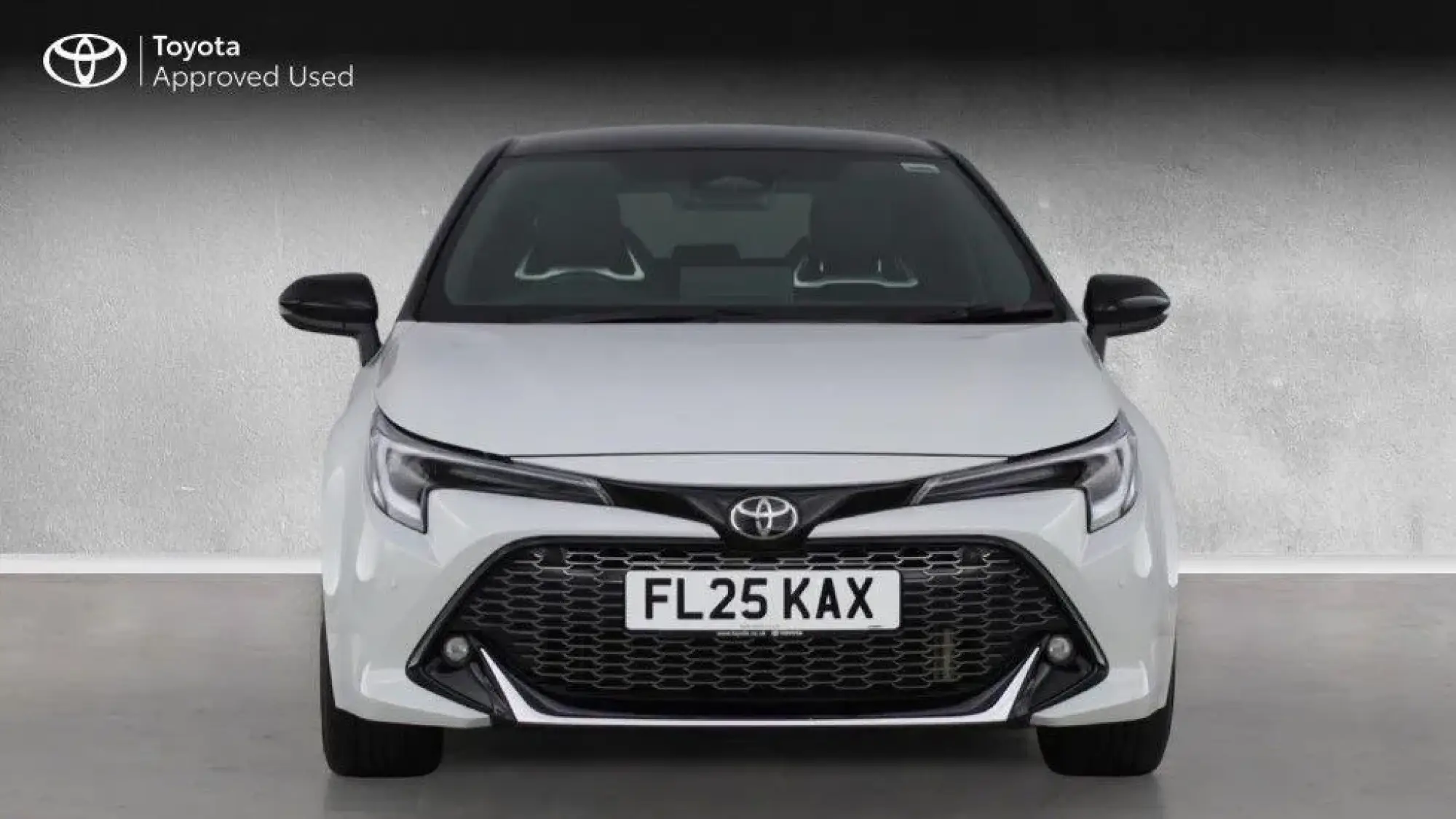 Toyota Corolla Hatchback Image 8