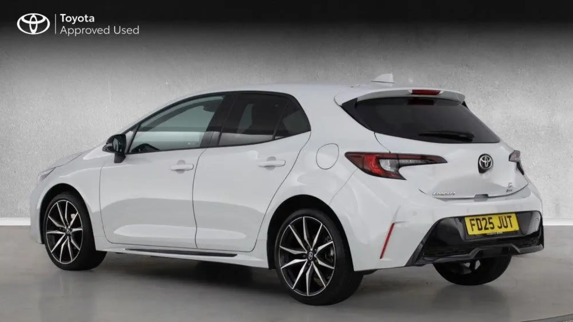 Toyota Corolla Hatchback Image 5 Toyota Corolla Hatchback Image 5