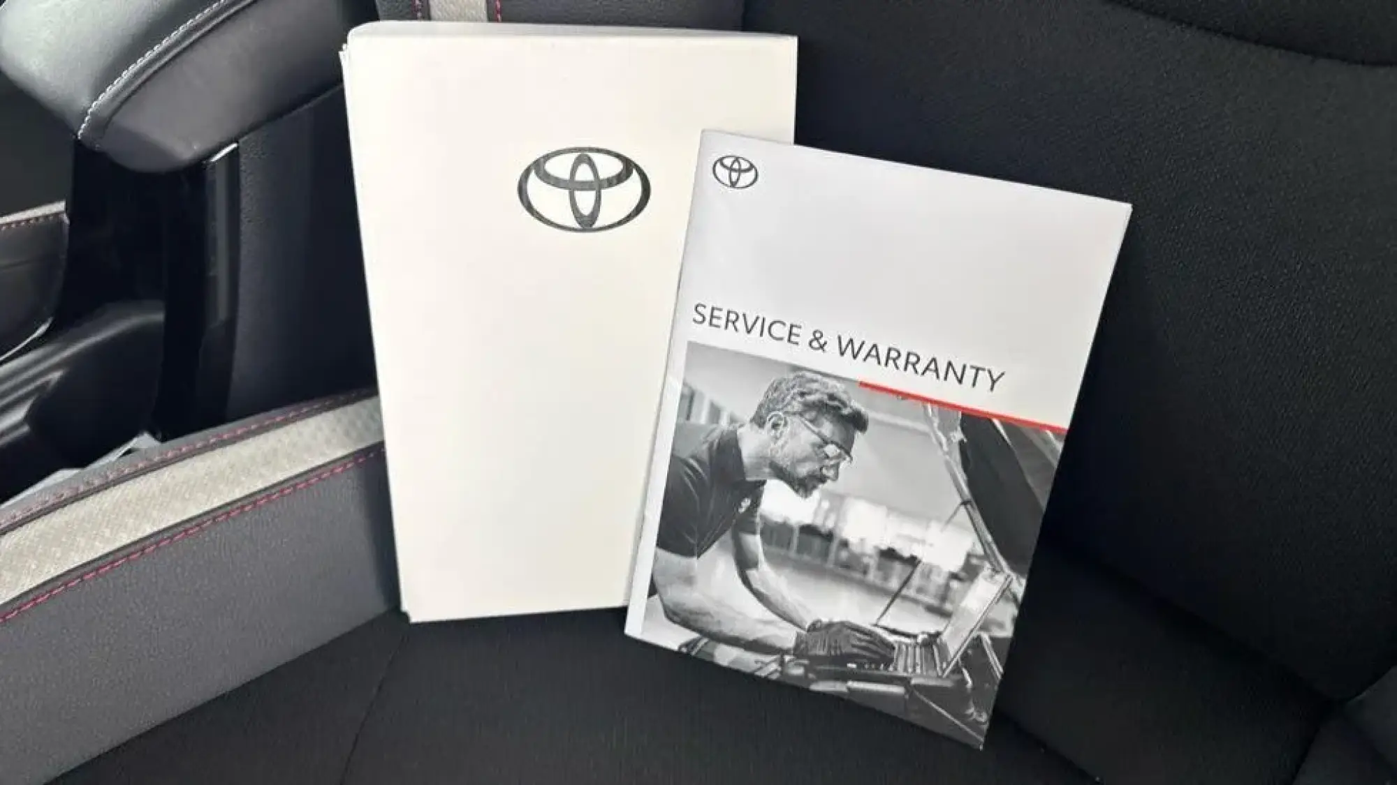 Toyota Corolla Touring Sports Image 10