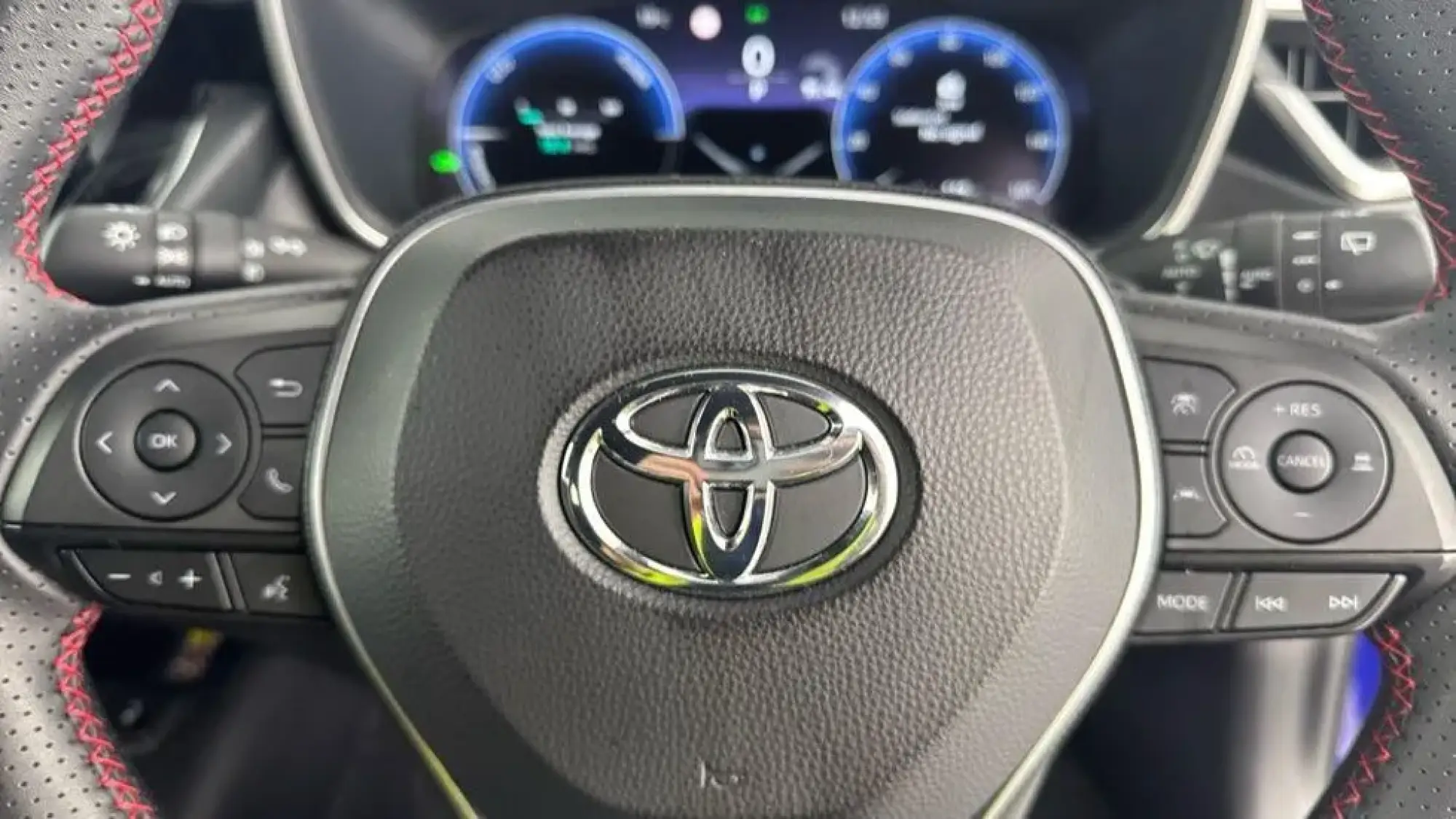 Toyota Corolla Touring Sports Image 17