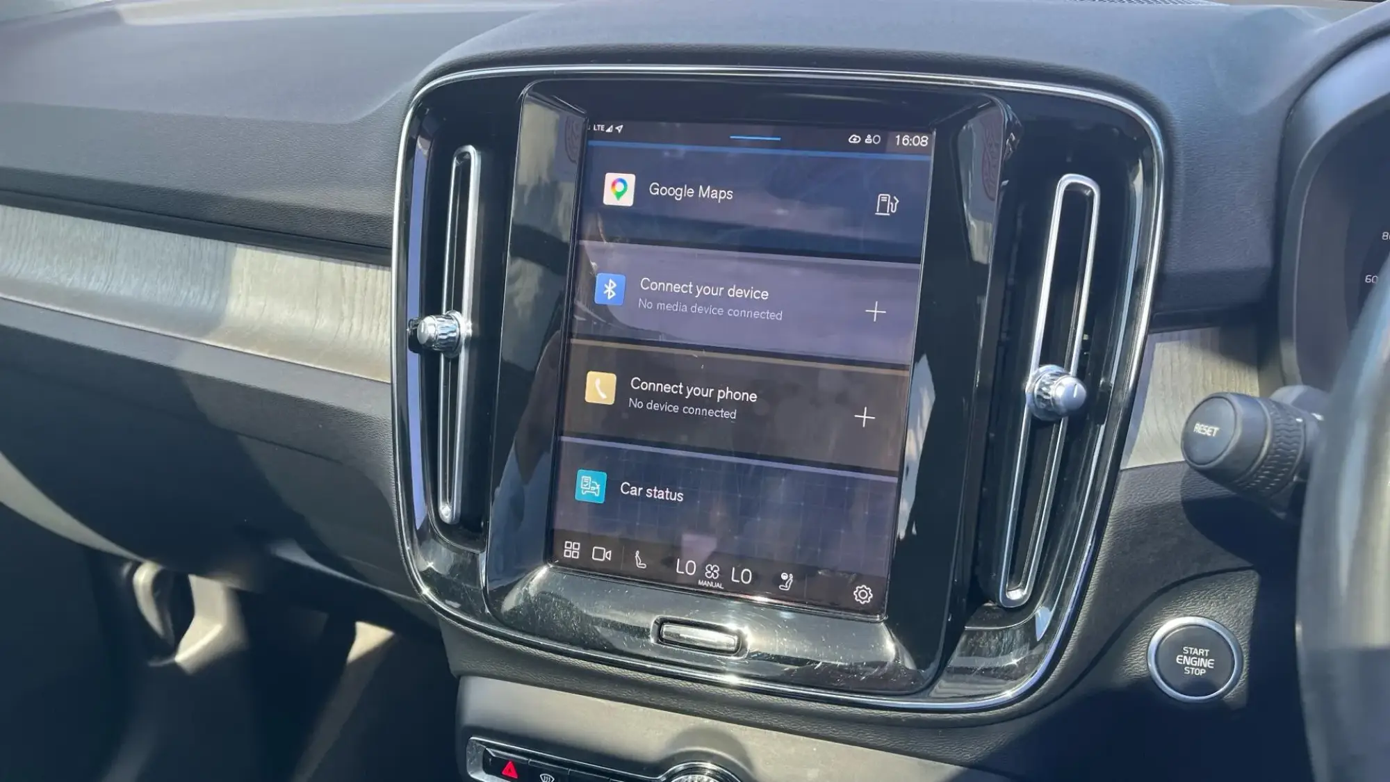 Volvo XC40 Image 12