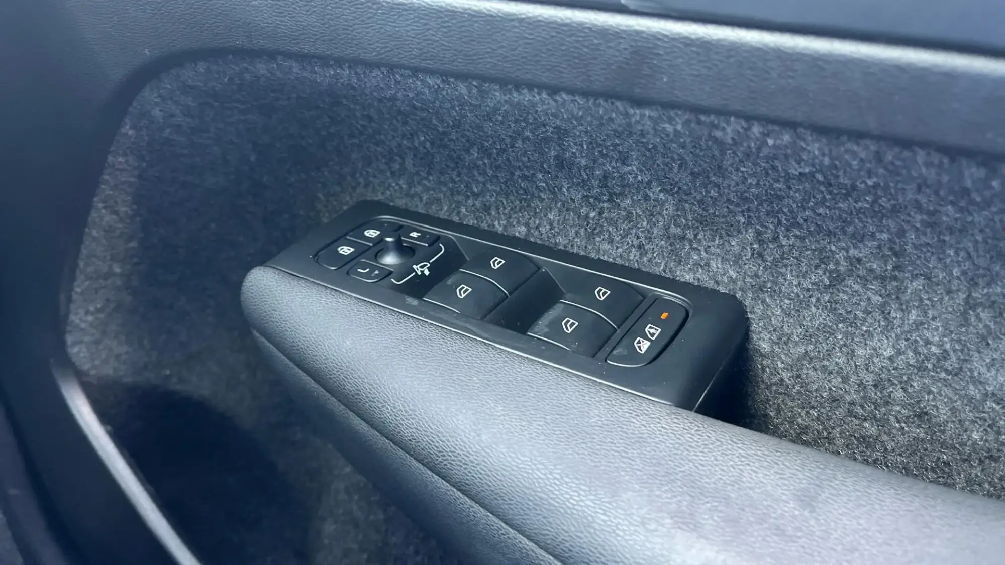 Volvo XC40 Image 24