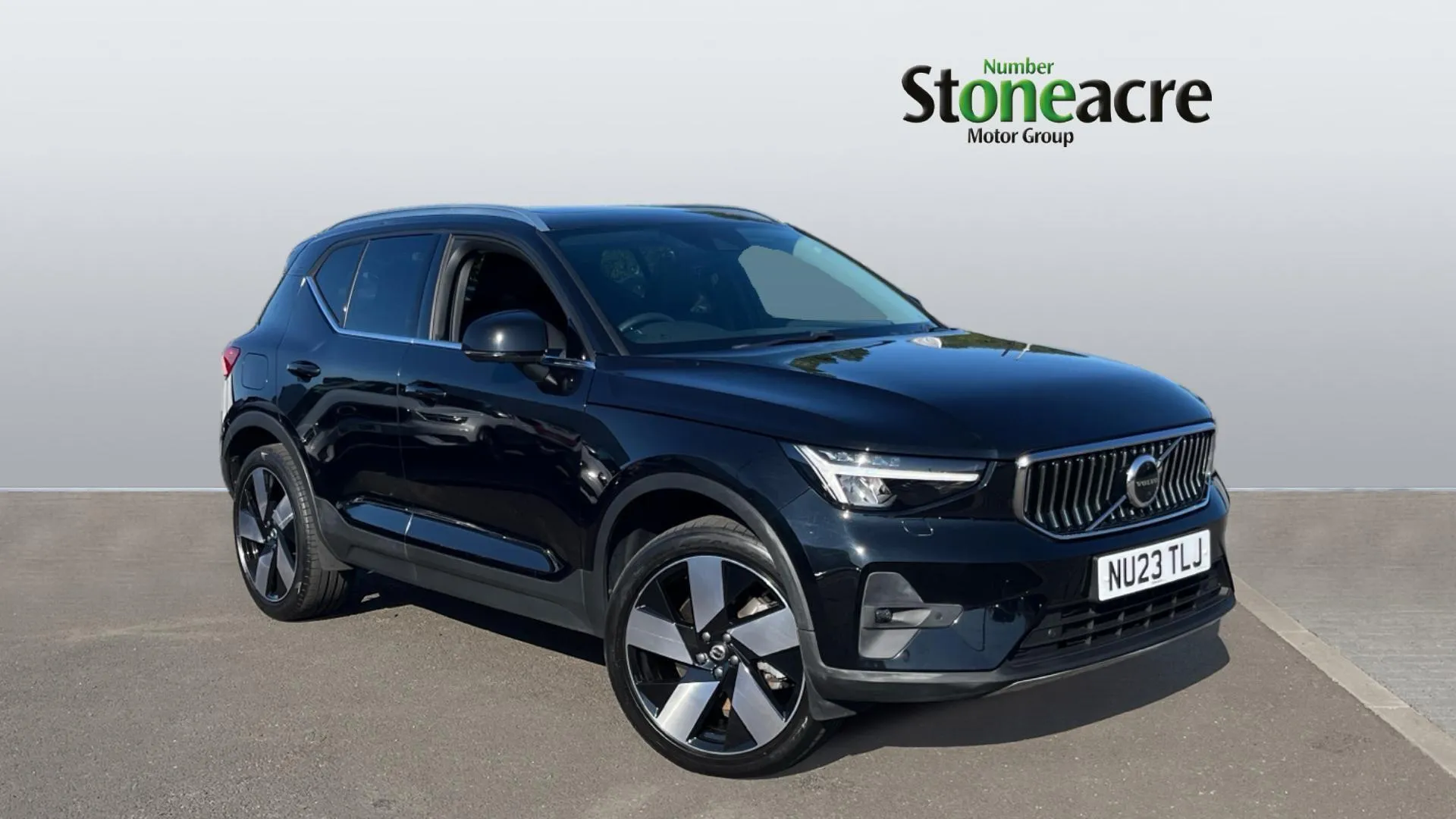 Volvo XC40 Recharge listing photo