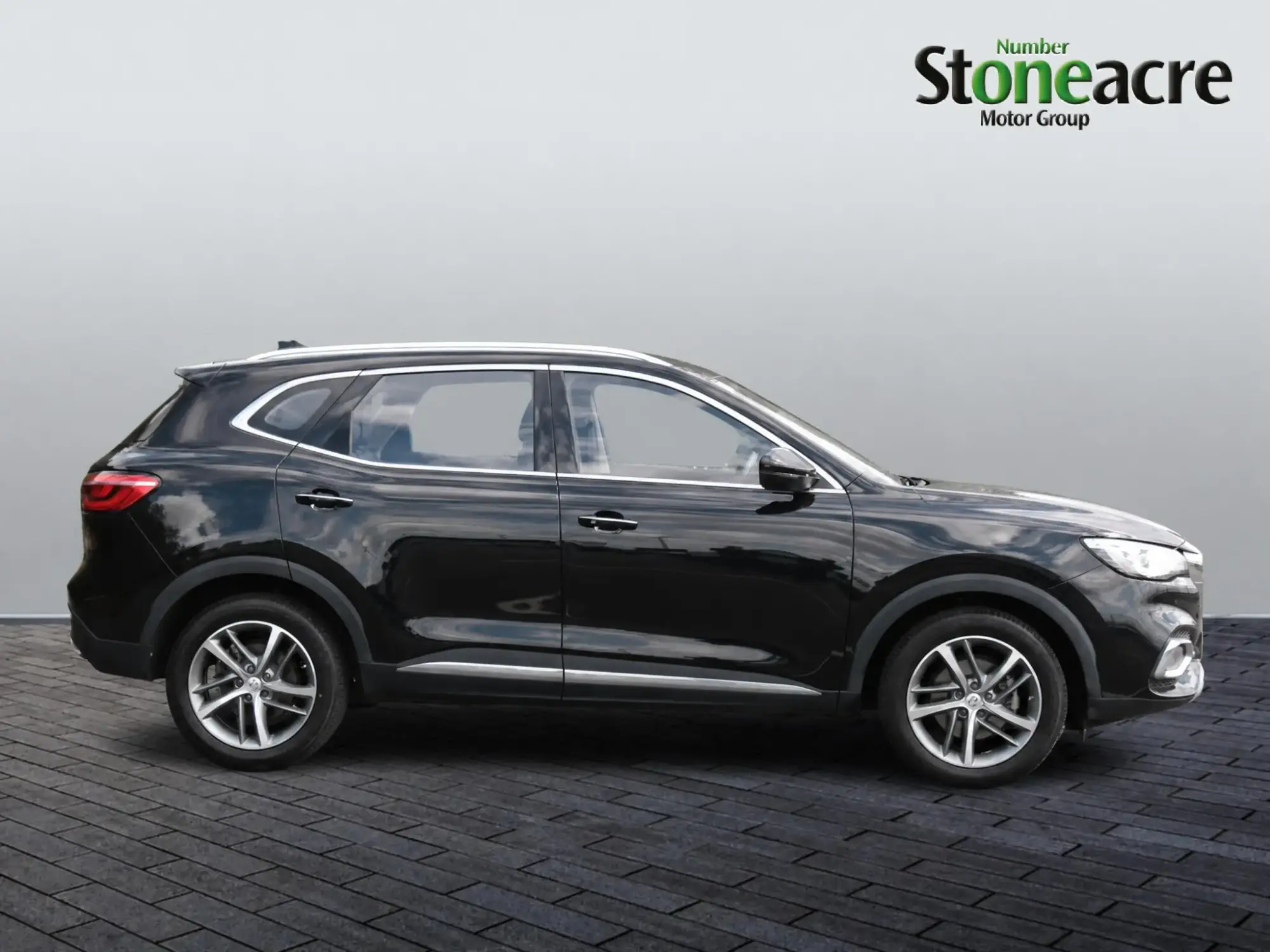 MG HS 1.5 T-GDI Excite 5dr DCT DE23OJZ Image 2 MG HS 1.5 T-GDI Excite 5dr DCT DE23OJZ Image 2