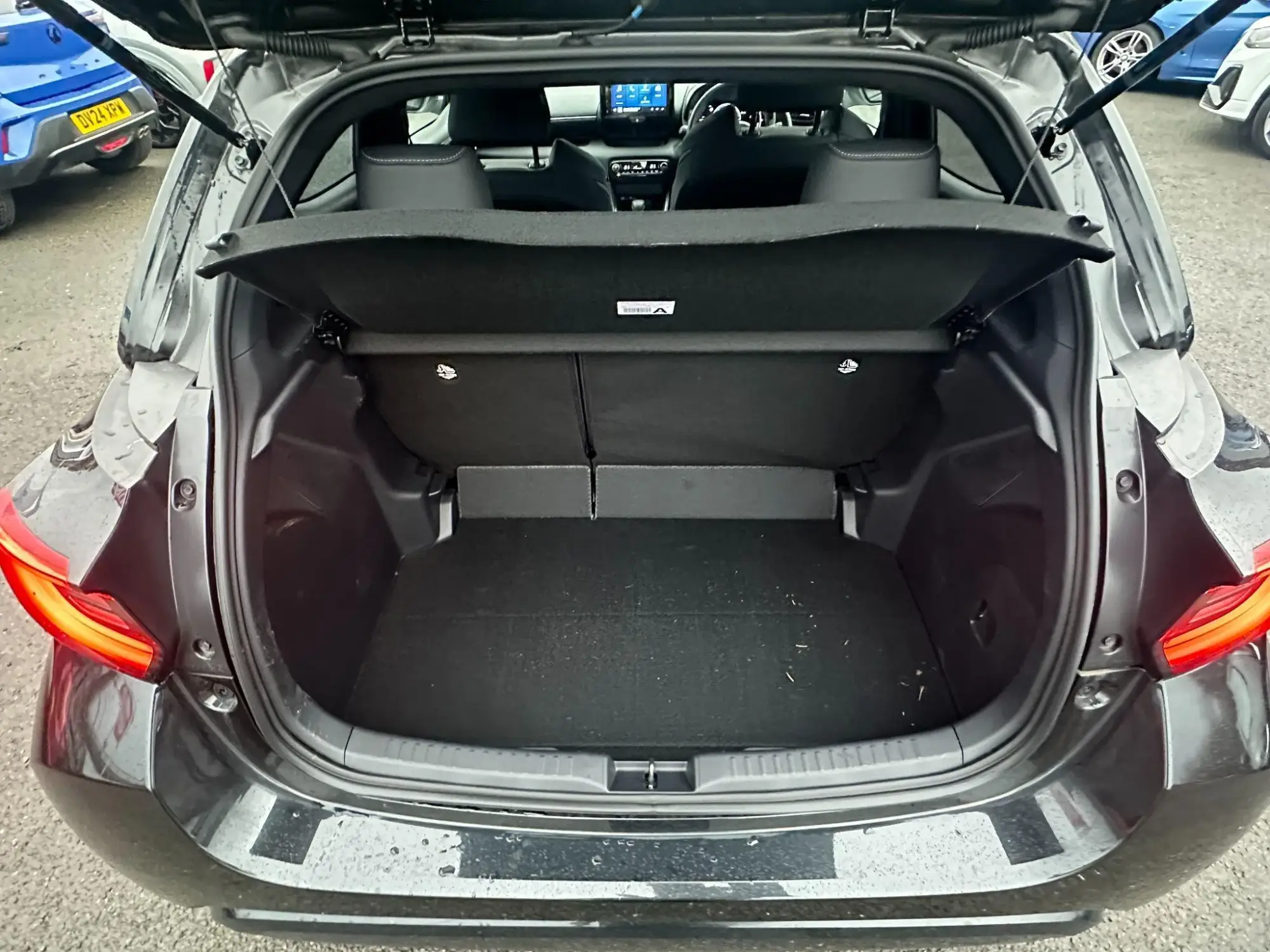 Mazda2 Hybrid Image 17 Mazda2 Hybrid Image 17