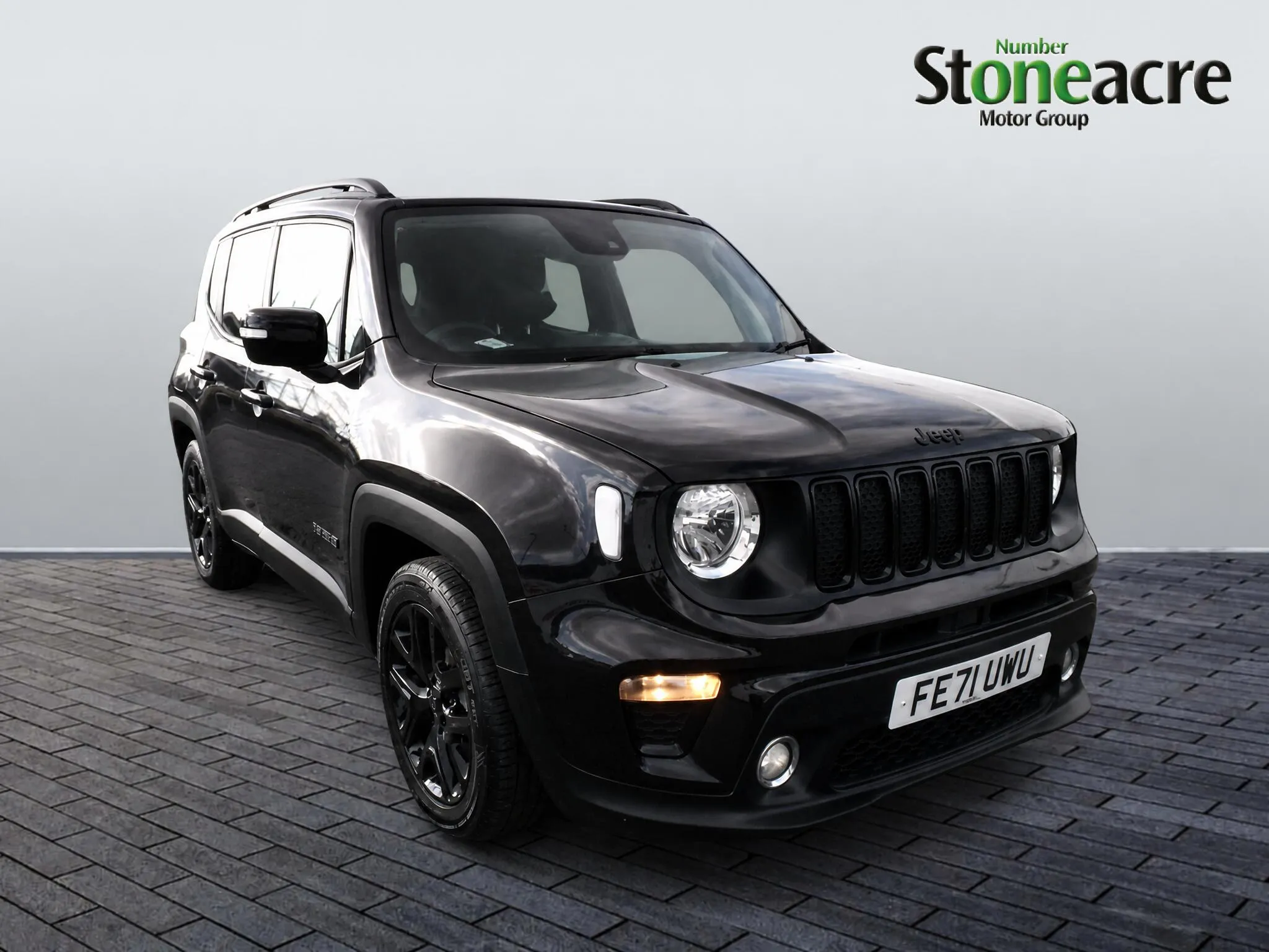 Jeep Renegade listing photo